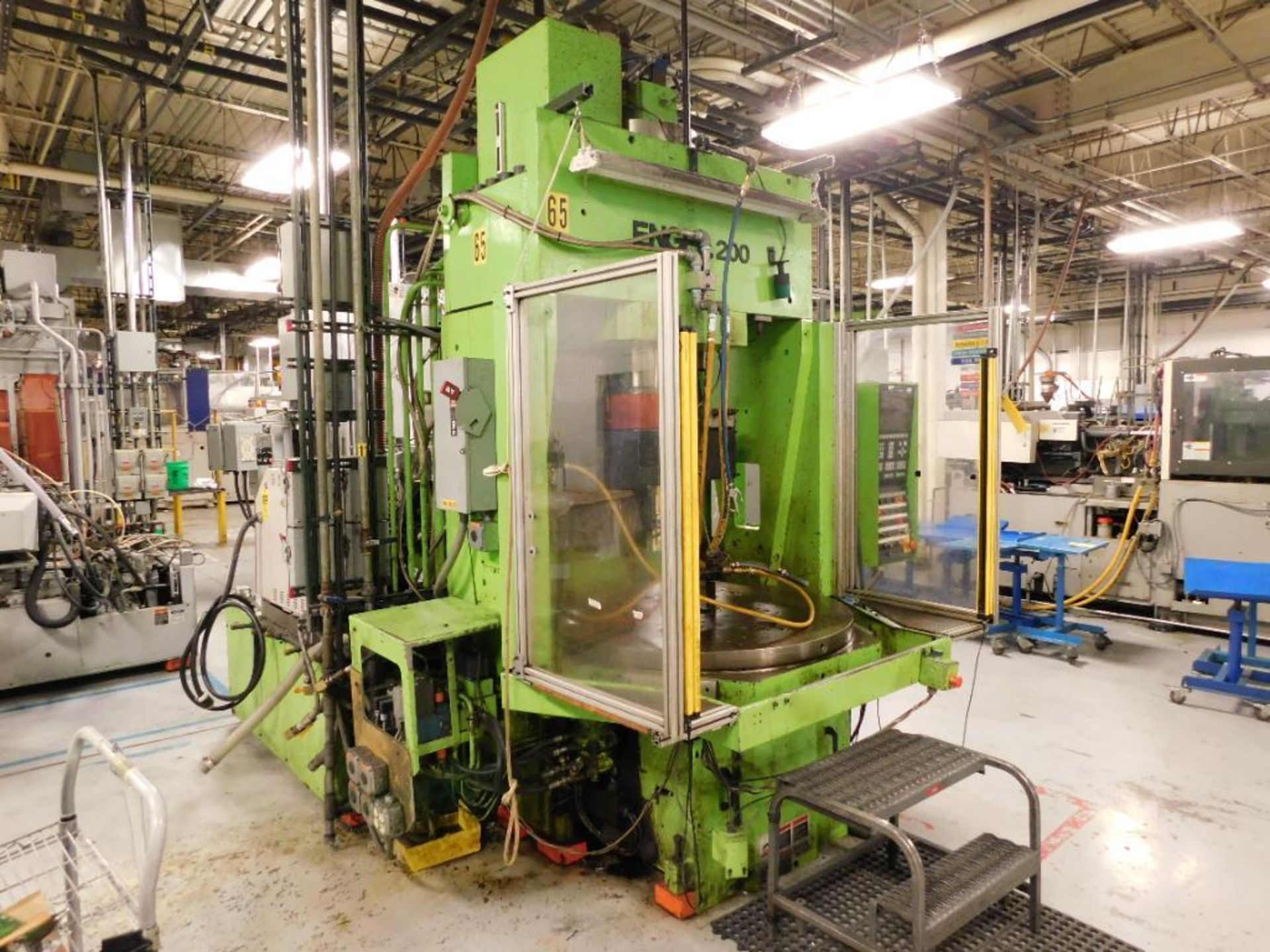 2002 Engel ES700/200VHR Plastic Injection Molding Machine, 200-Ton Capacity, Vertical, S/N 71148/200 - Image 2 of 5