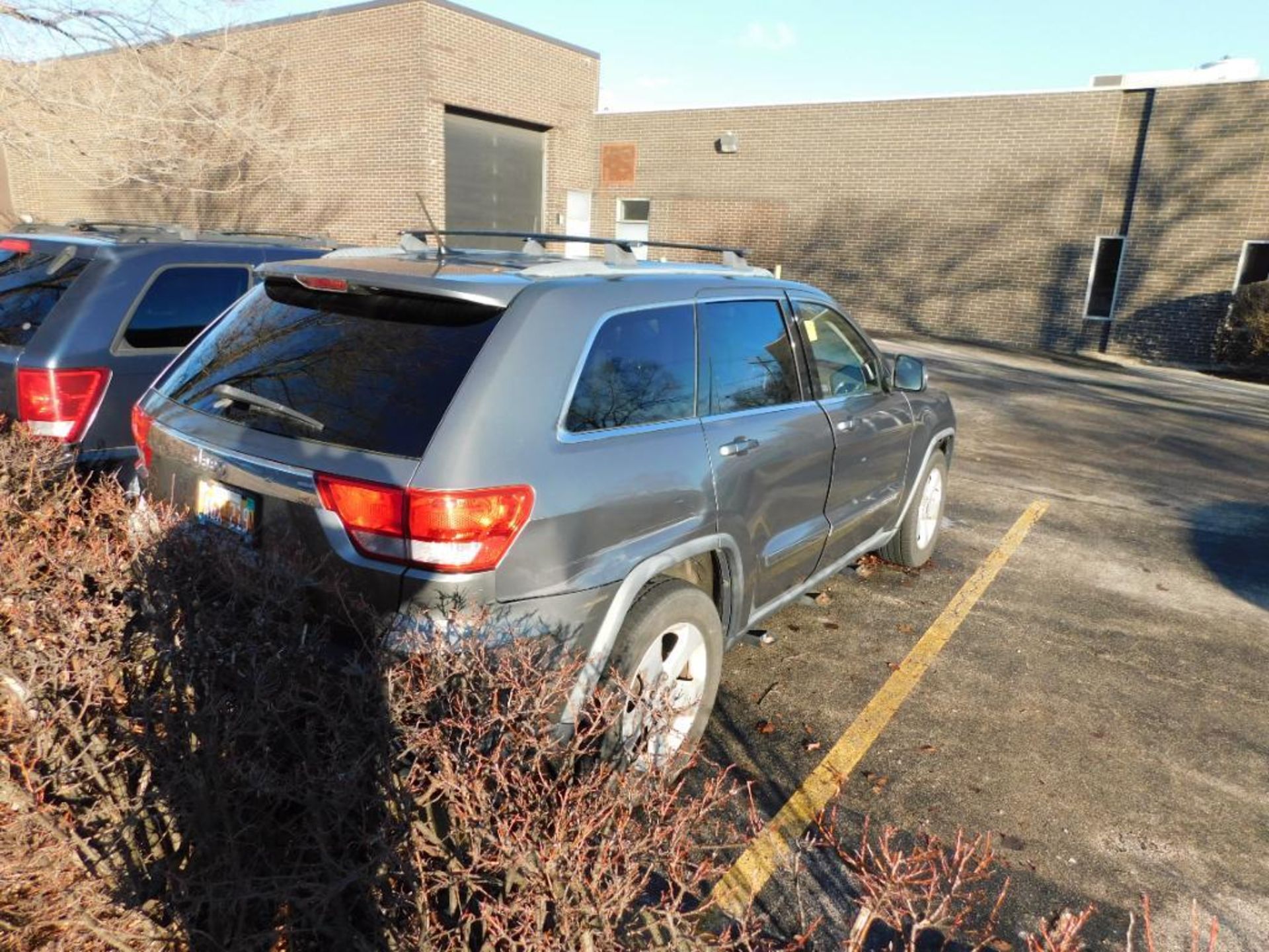 2011 Jeep Grand Cherokee Laredo 4 x 4, VIN 1J4RR4GG5BC576833, 3.6 Liter Automatic, Full Power, Leath - Image 5 of 8