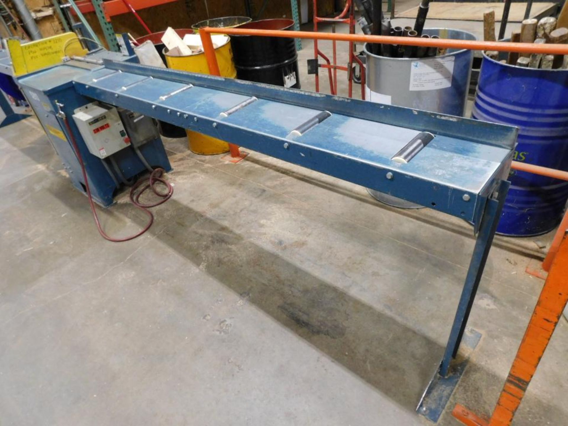 Whirlwind Upacting Cross Cut Deflect Saw, Model 212L, S/N 6229459L, In/Out Feed Roller Table w/Stops - Image 2 of 6