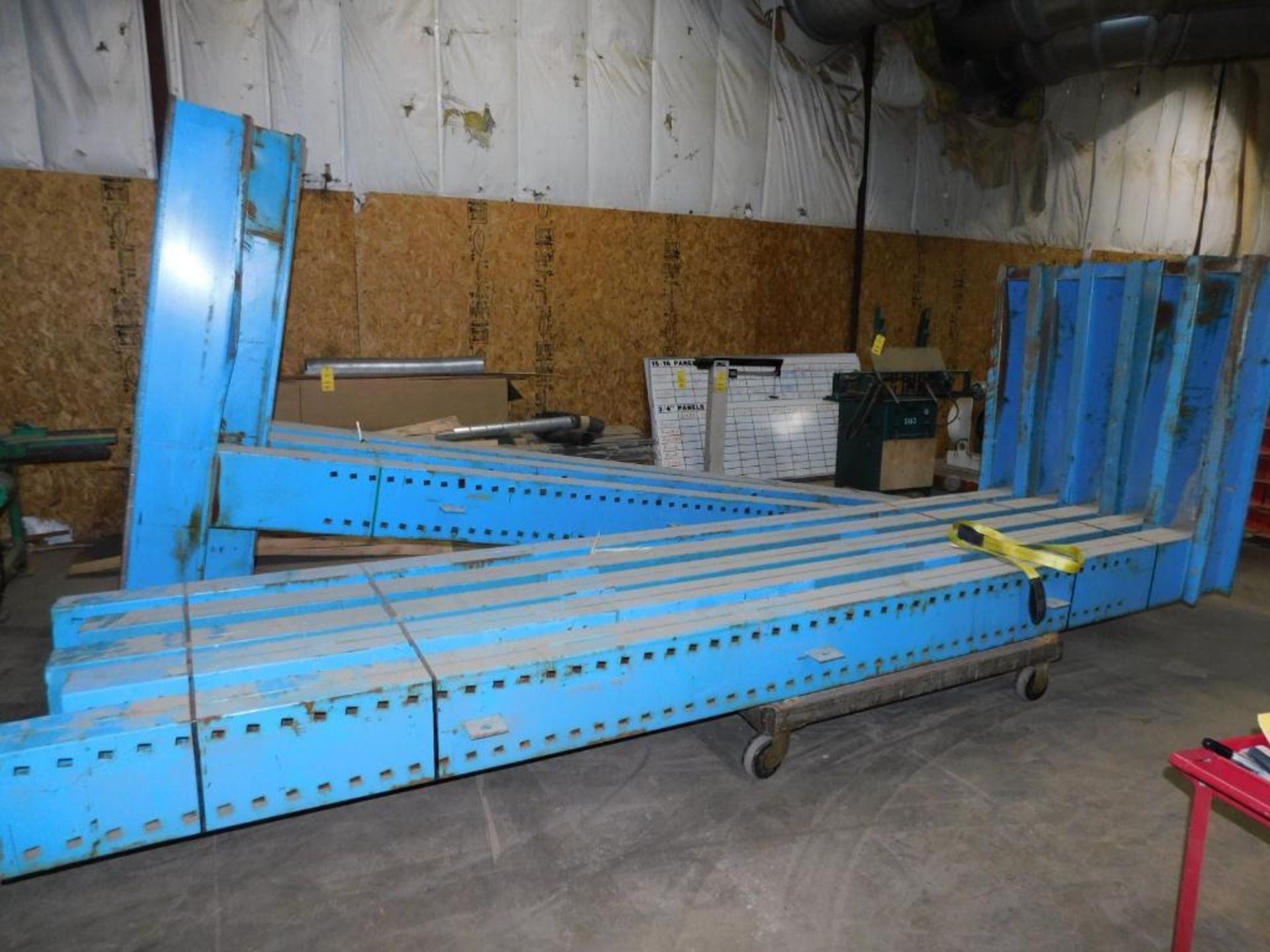 LOT: (10) 15' Double Side, (5) 15' Single Side Cantilever Racks w/Cross Ties, (50 approx.) 5' Arms,