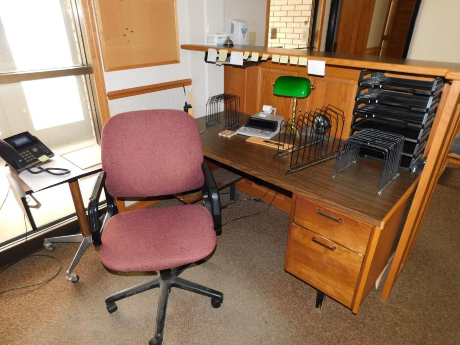 LOT: Contents of Main Office (NO ART, NO ELECTRONICS, NOTHING ATTACHED TO WALLS) - Image 16 of 27