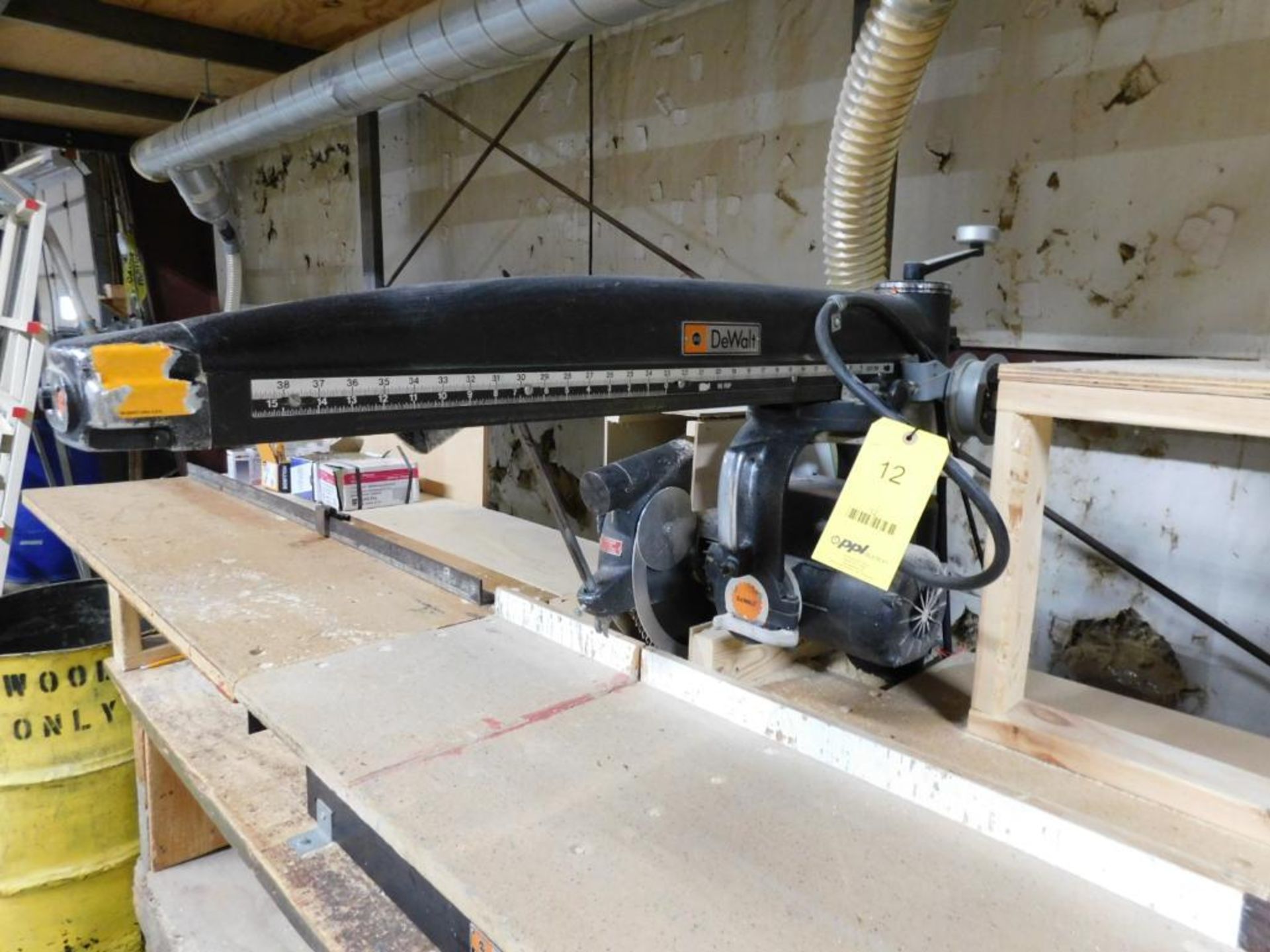 Dewalt Radial Arm Saw, Model 3526, S/N 83420006, 24" Throw, 14" Blade - Image 4 of 7