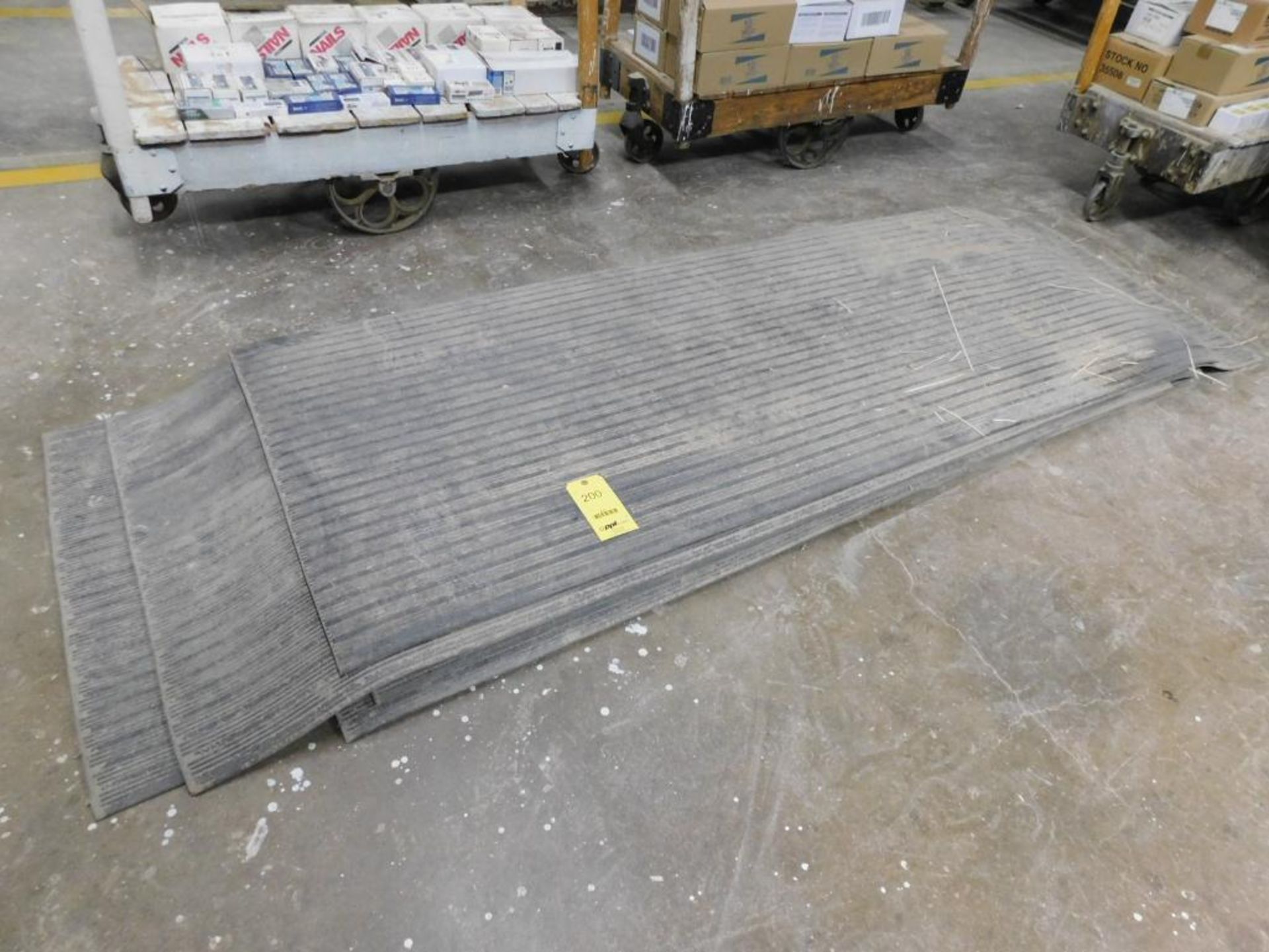 LOT: Assorted Anti-Fatigue Mats