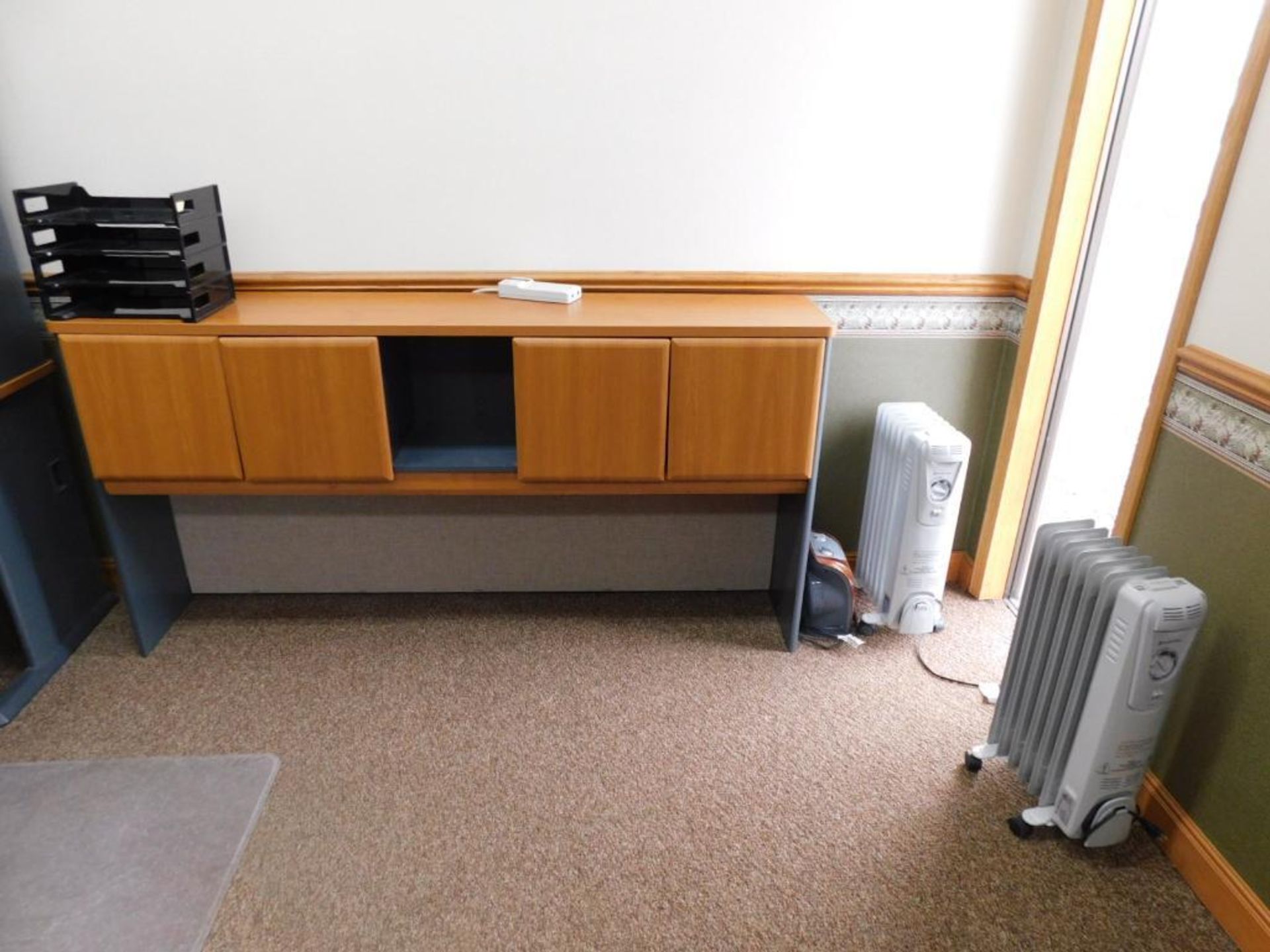 LOT: Contents of Main Office (NO ART, NO ELECTRONICS, NOTHING ATTACHED TO WALLS) - Image 14 of 27