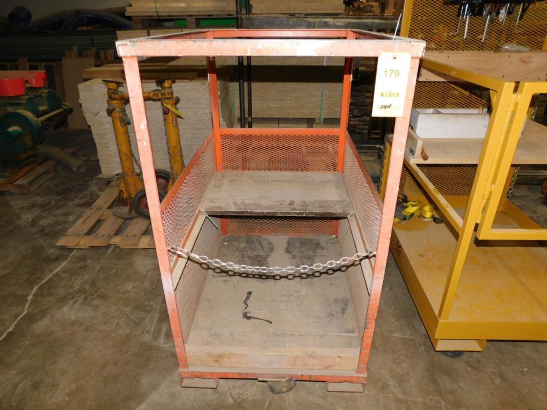 40" x 28" Forklift Man Basket