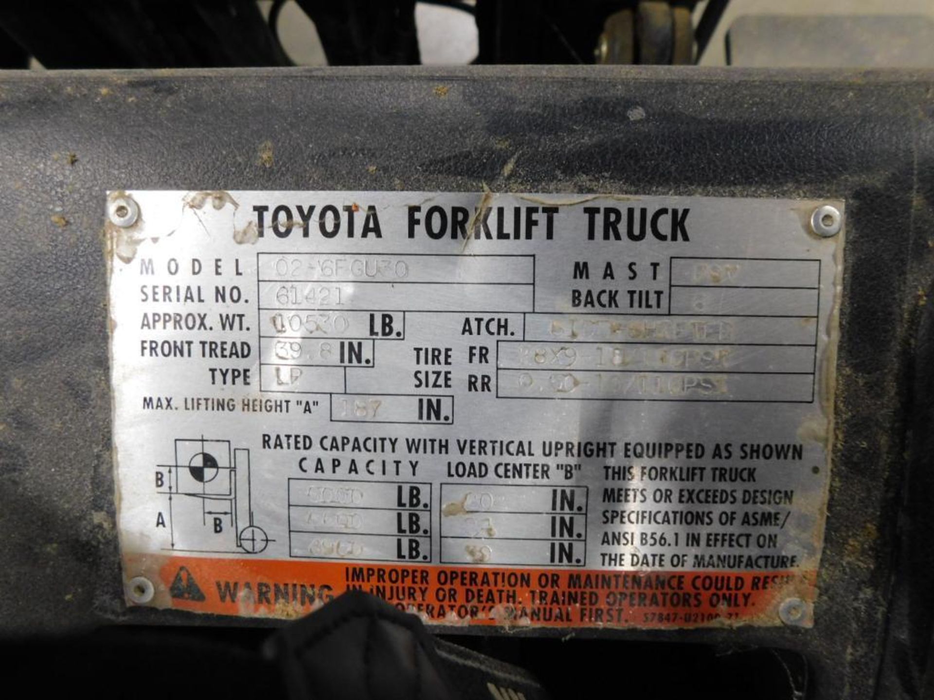Toyota LP Forklift Model 02-6GFU30, S/N 61421, 6000 lb. Cap, Triple Mast, Side Shift, Solid Outdoor - Image 9 of 10