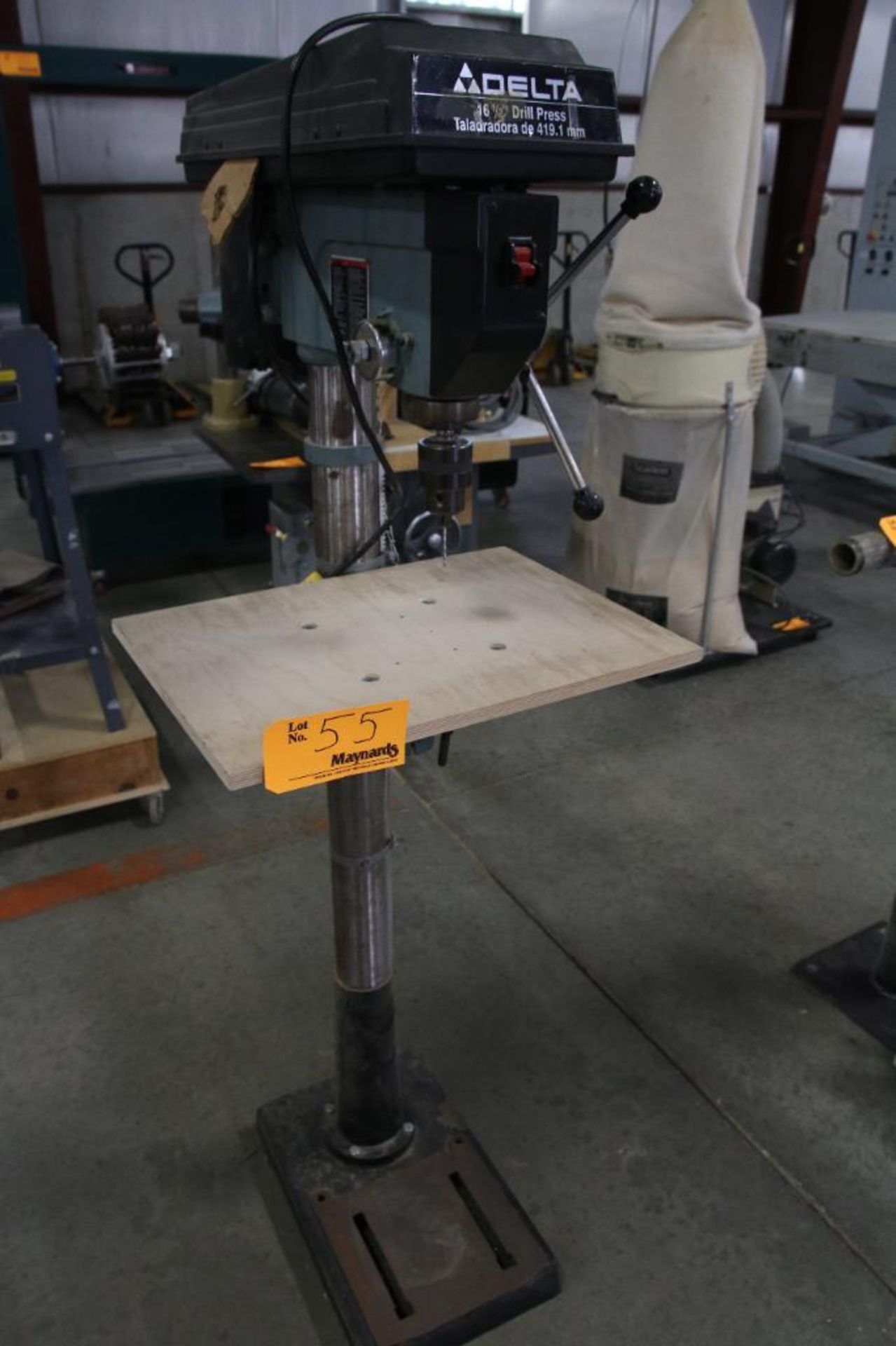 Delta 17-900 16.5" Drill Press, S/N W9938