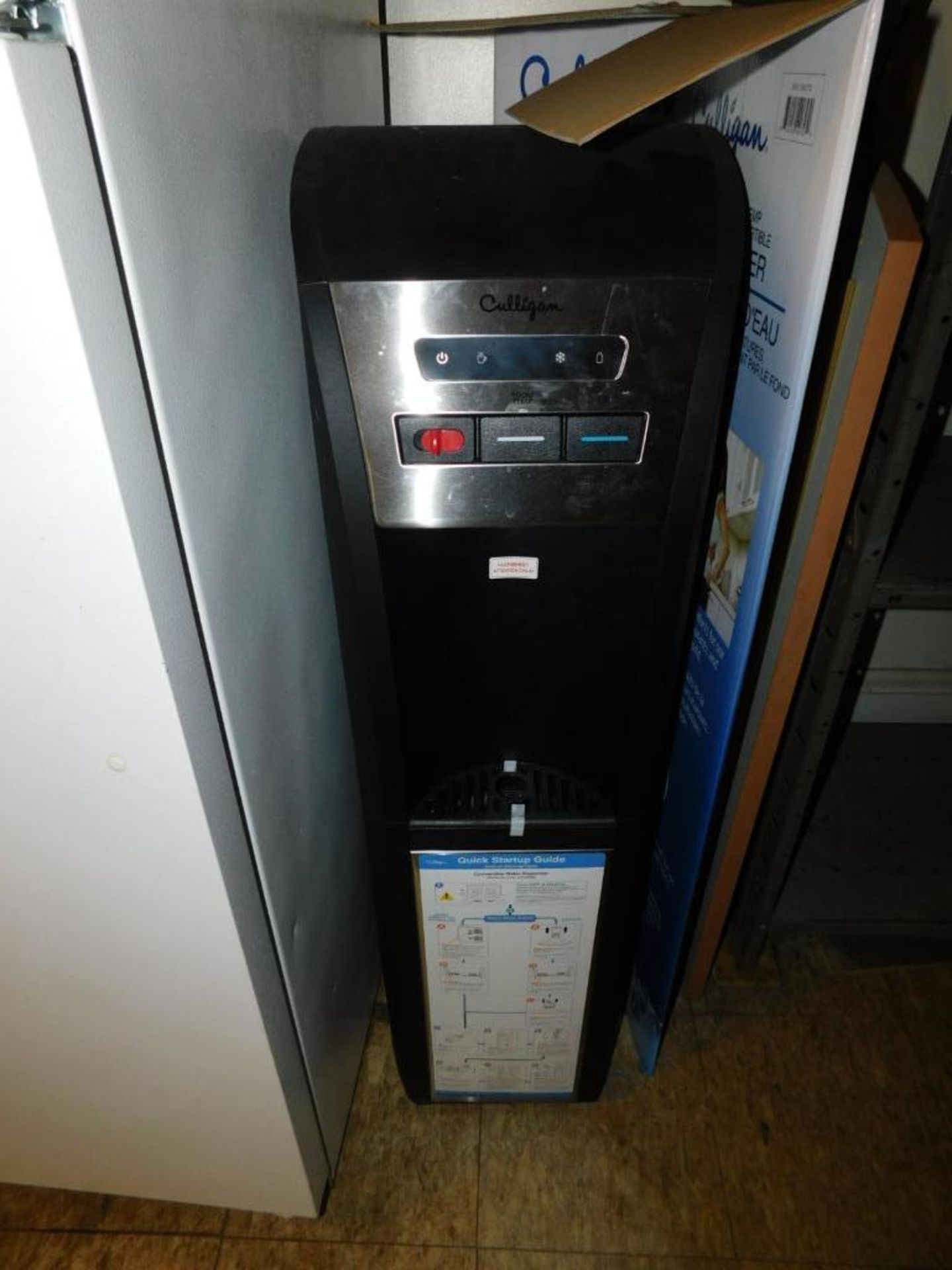 LOT: Contents of Break Room: Frigidaire Refrigerator, Mini Fridge, Microwave, Cold/Hot Water Dispens - Image 2 of 13