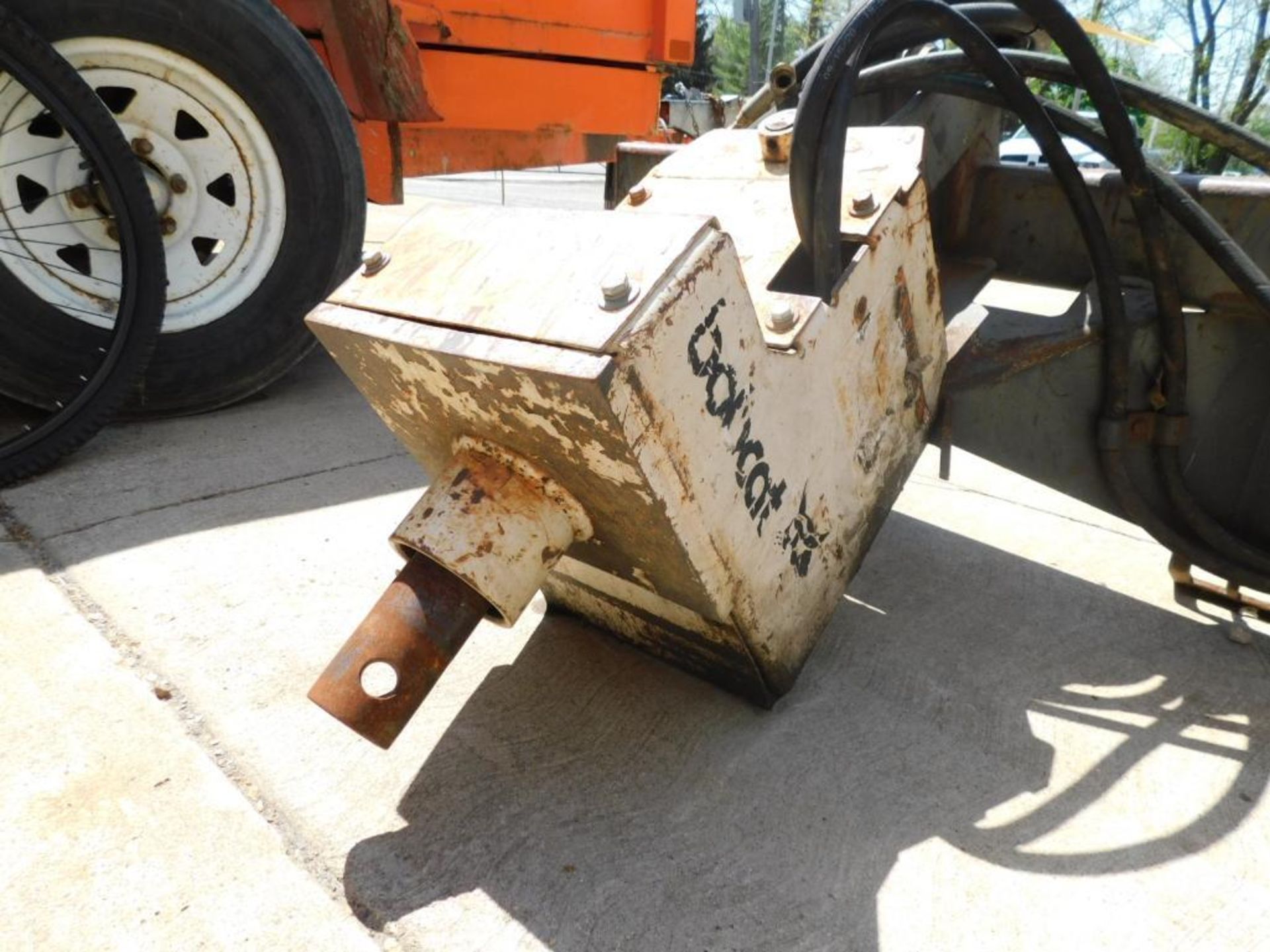 Bobcat Auger Attachment for Skid Steer - Image 4 of 6