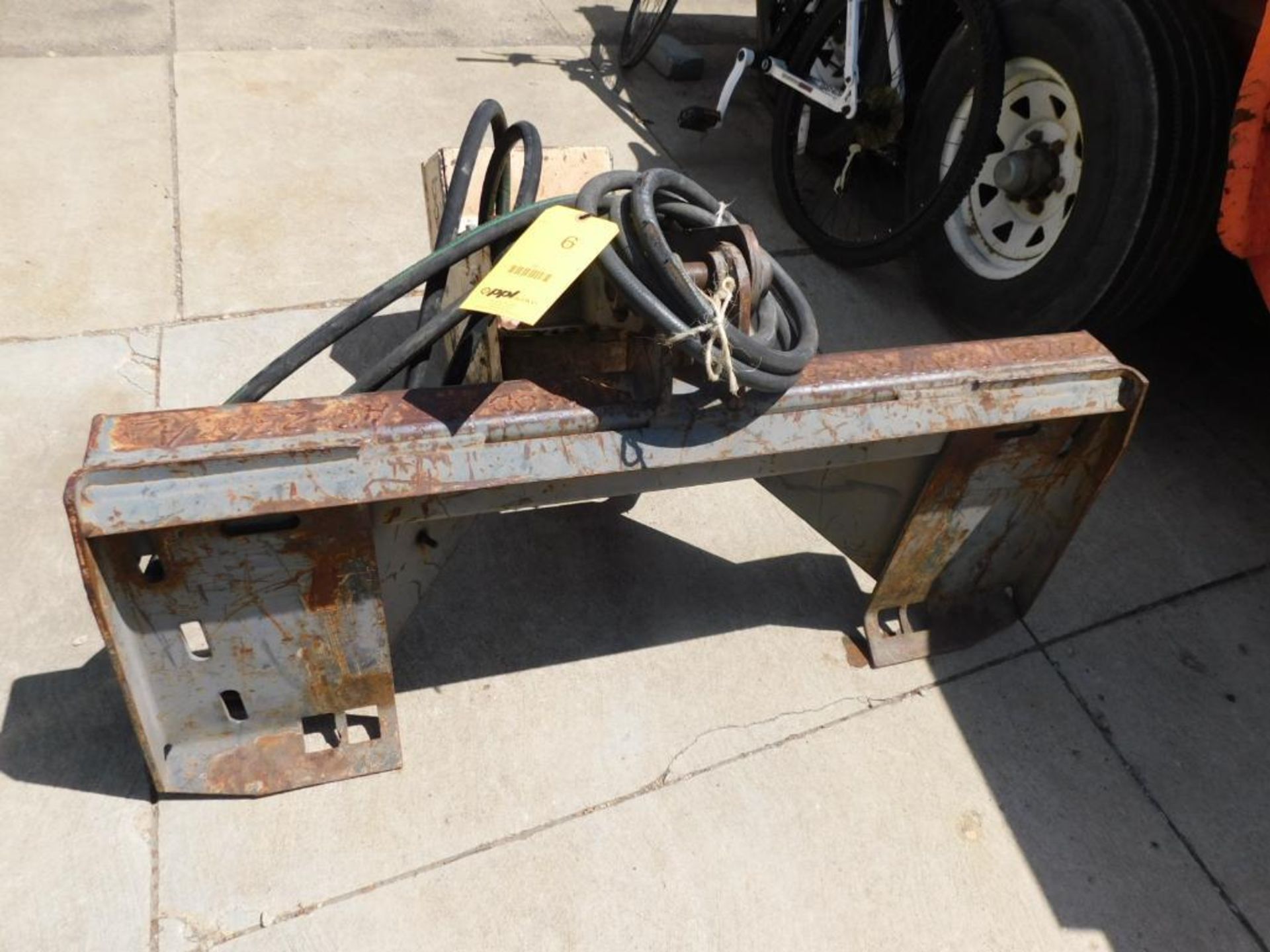 Bobcat Auger Attachment for Skid Steer - Image 5 of 6