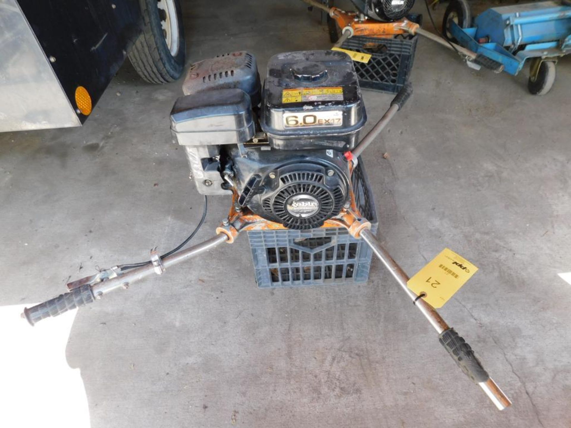 Two Man Post Hole Digger w/Robin Subaru 6.0 EX17 Gas Motor