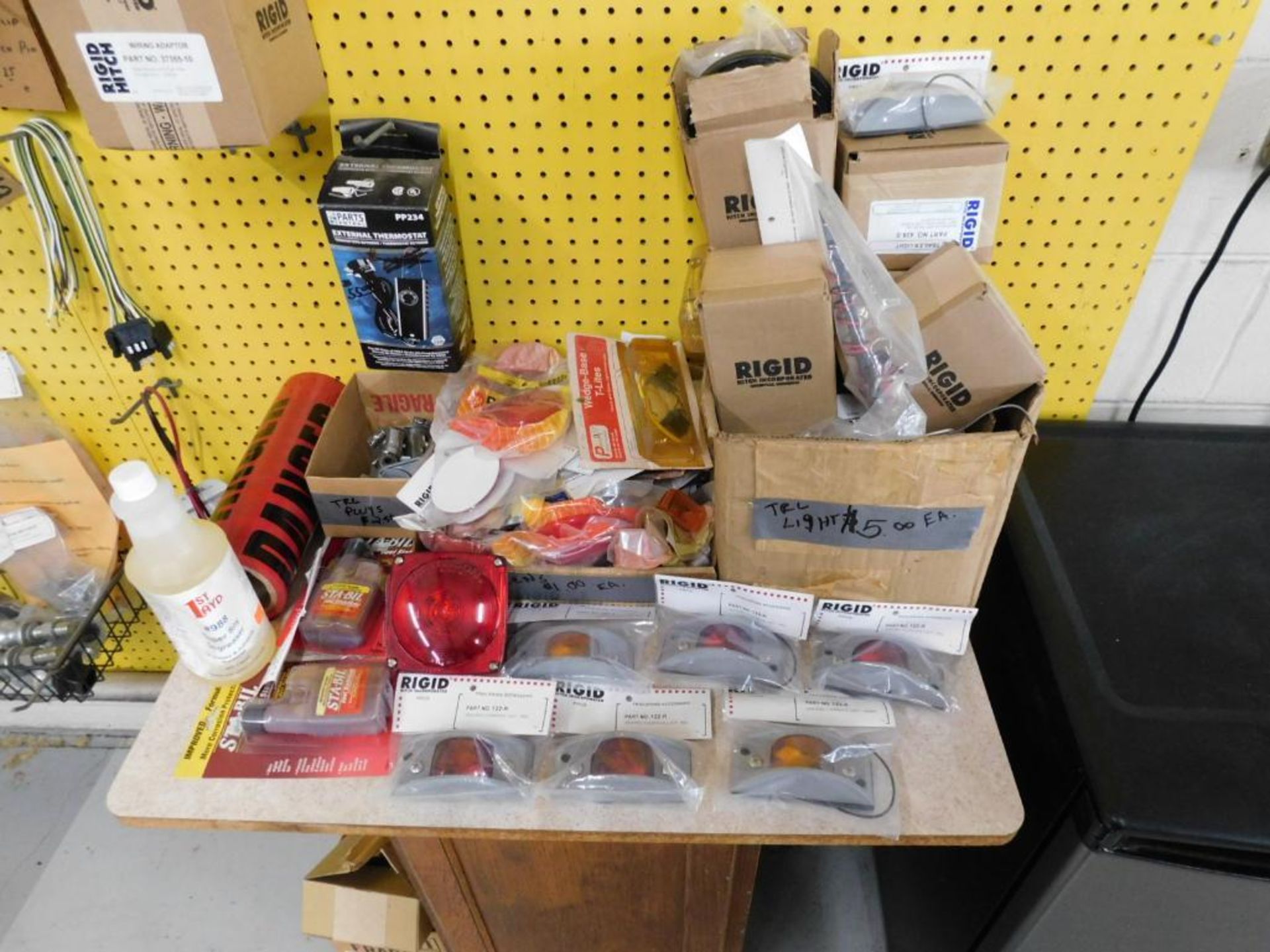 LOT: Assorted Trailer Lights & Accessories, Hitches, Ball Hitches, Pins, Light Adaptors, Plugs, etc.