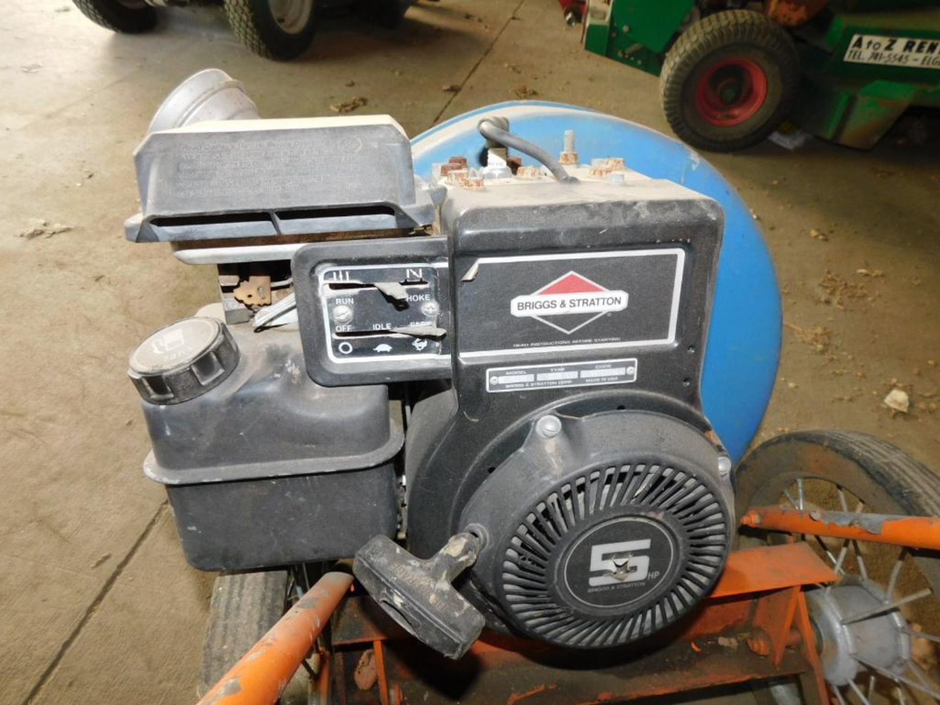 Landscaper Blower 5 HP w/Briggs & Stratton Gas Motor - Image 4 of 6