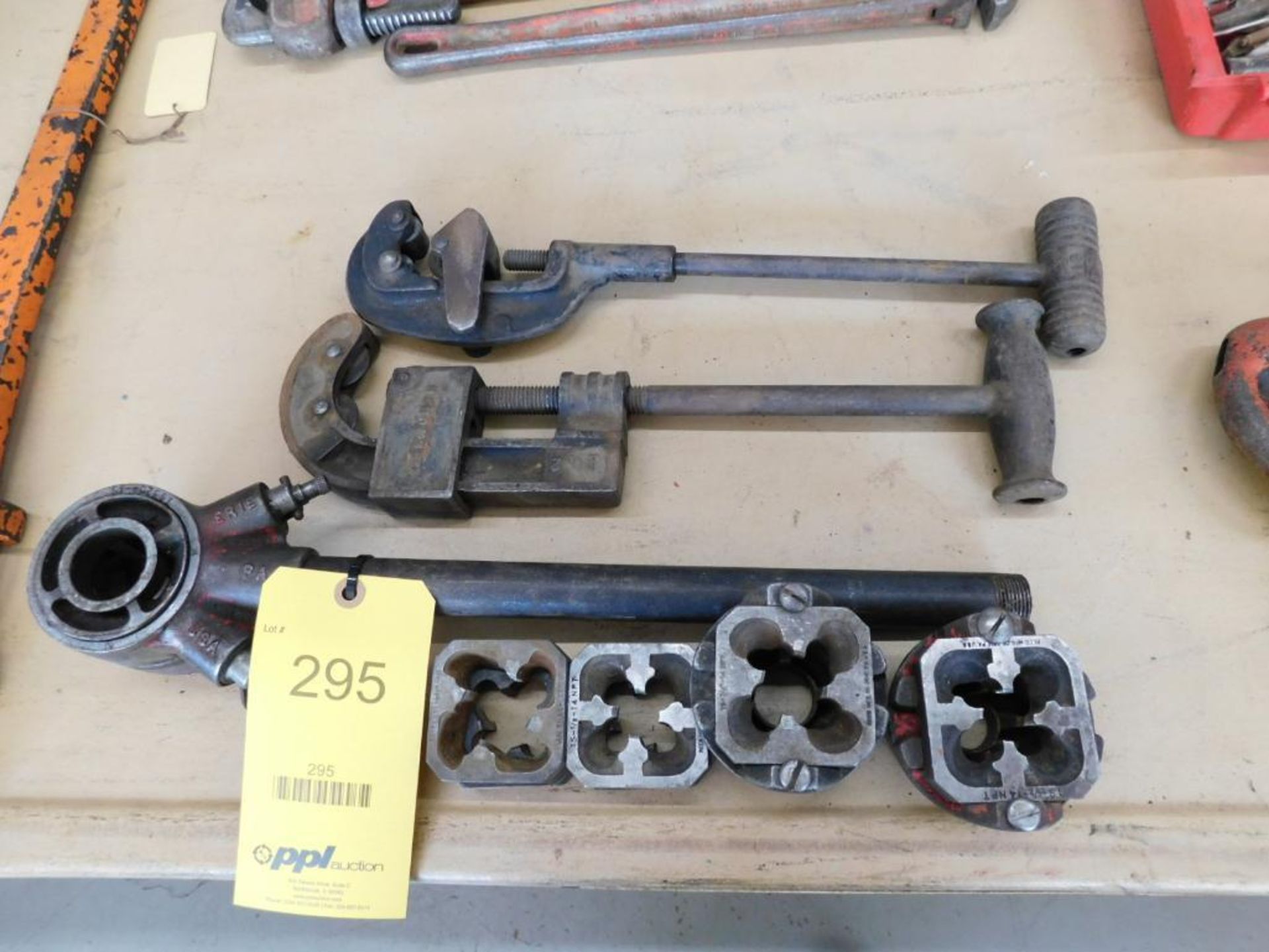 LOT: Hand Pipe Threader w/Dies, (2) Pipe Cutters