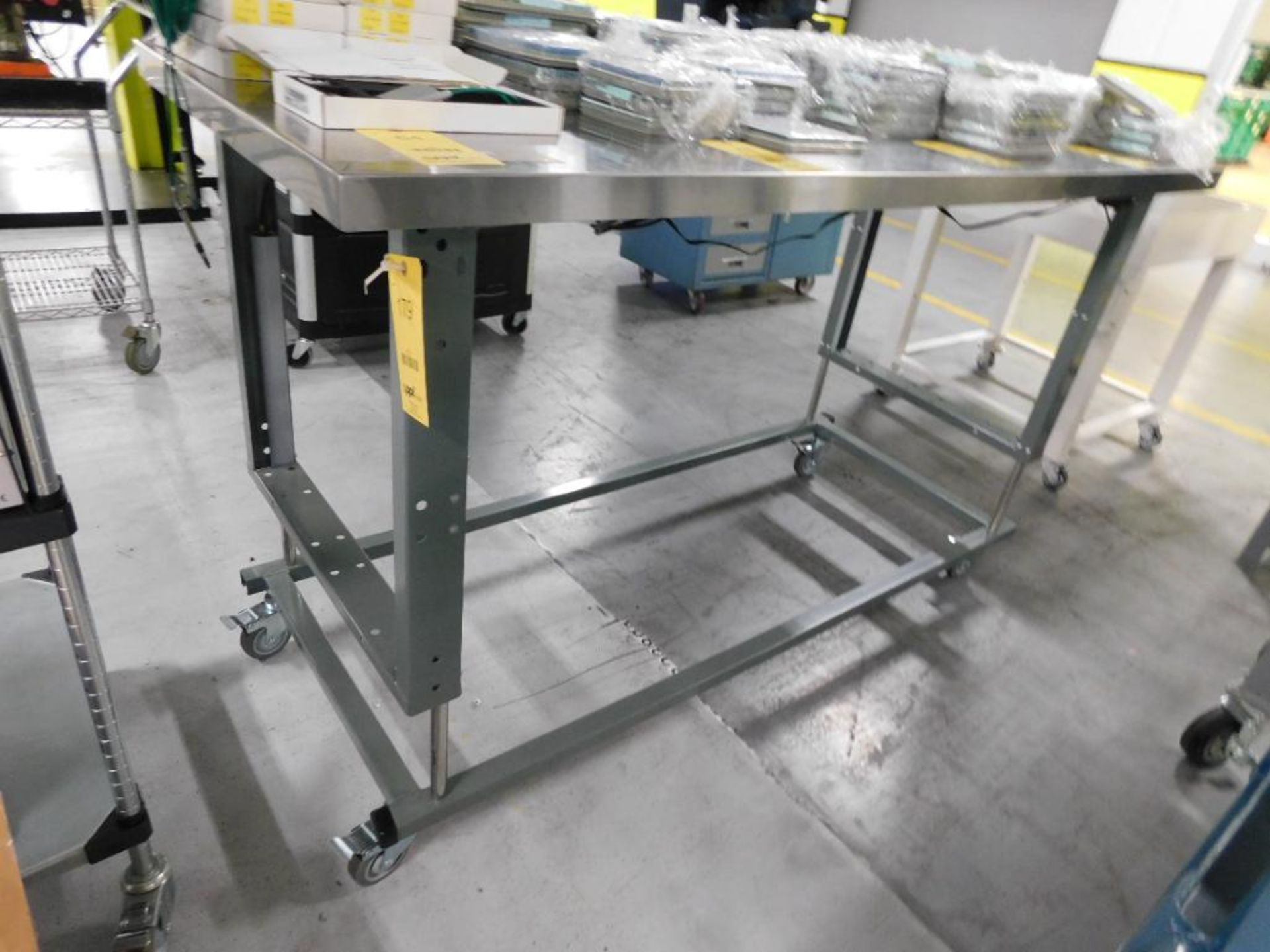 30" x 72" Rolling Electric/Hydraulic Stainless Top, Lift Table (DELAYED REMOVAL, CONTACT SITE MANAGE