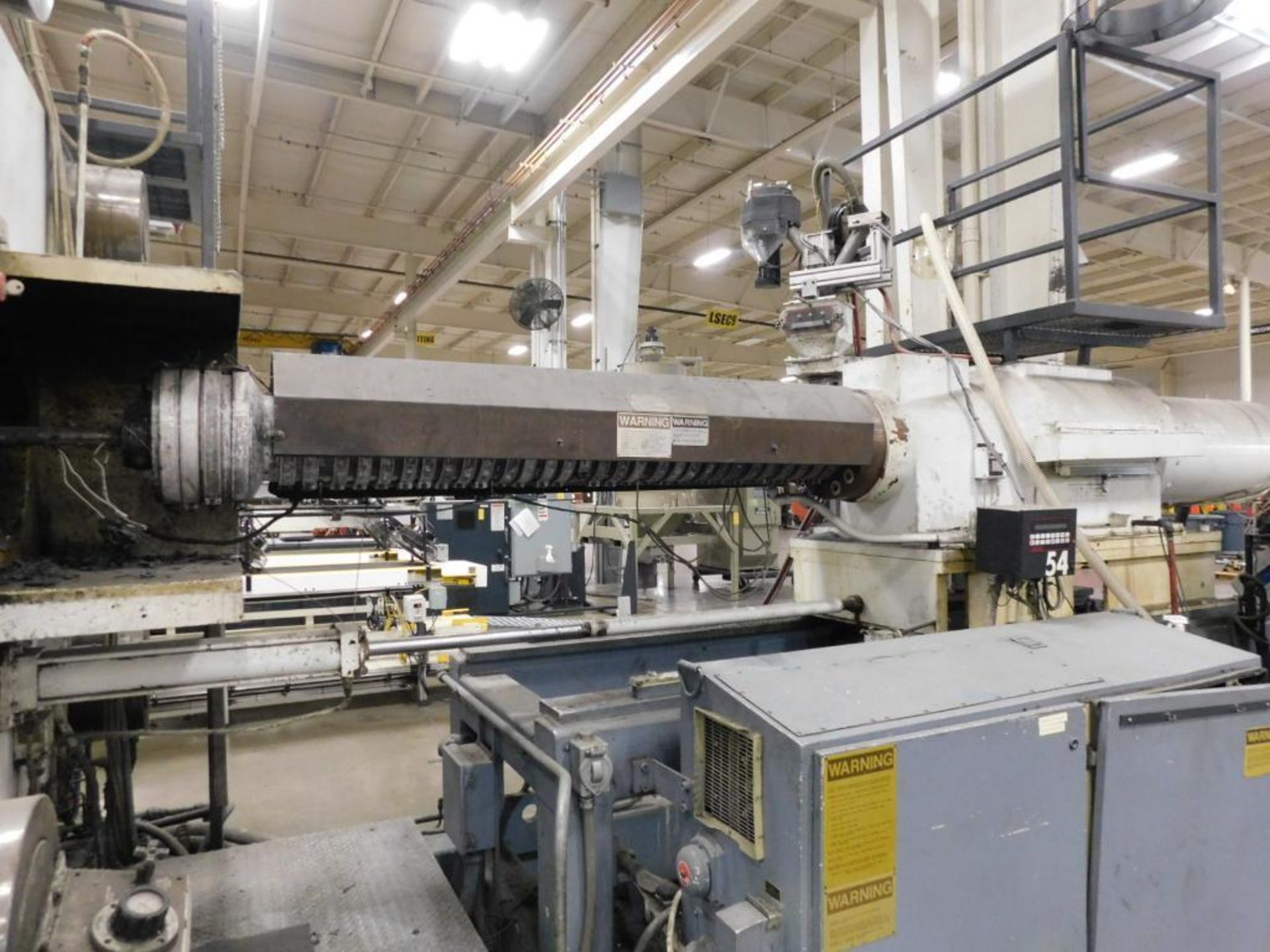 Cincinnati 1500WP 1500-Ton Horizontal Injection Molding Machine, Magnetic Plattern - Image 7 of 10