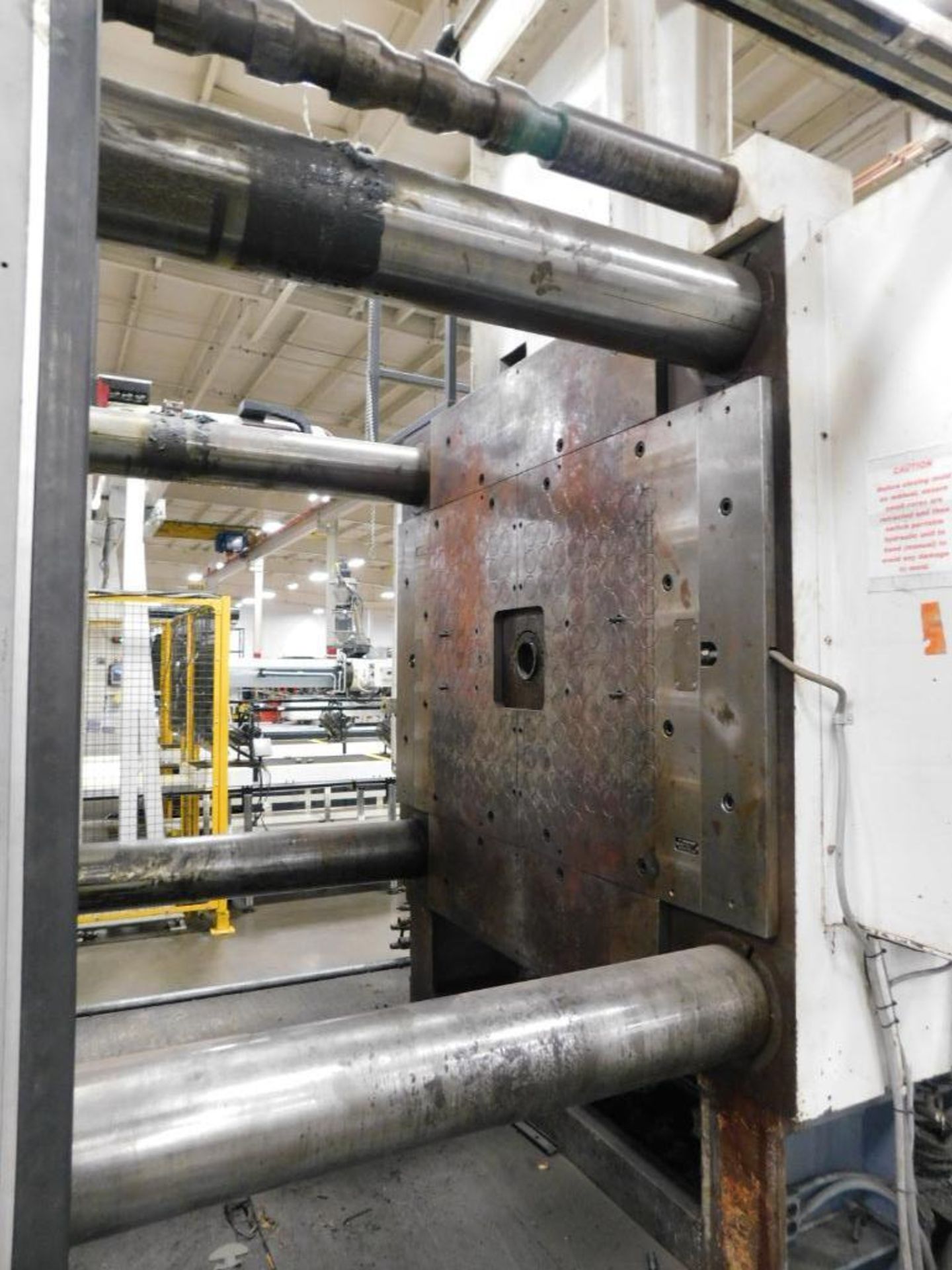 Cincinnati 1500WP 1500-Ton Horizontal Injection Molding Machine, Magnetic Plattern - Image 10 of 10