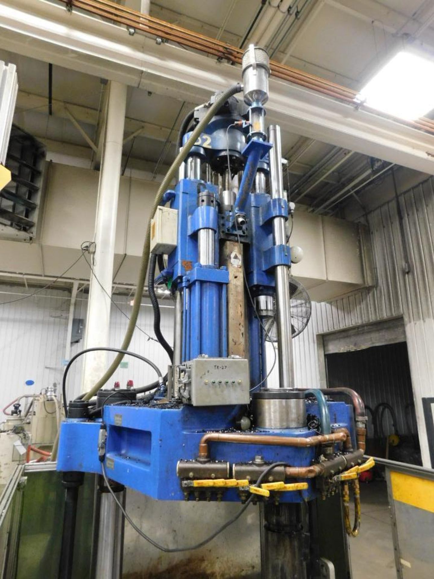 Multitech D250R2-GII Vertical Plastic Injection Molding Machine 280-Ton, Hydraulic Down Acting Clamp - Image 2 of 9