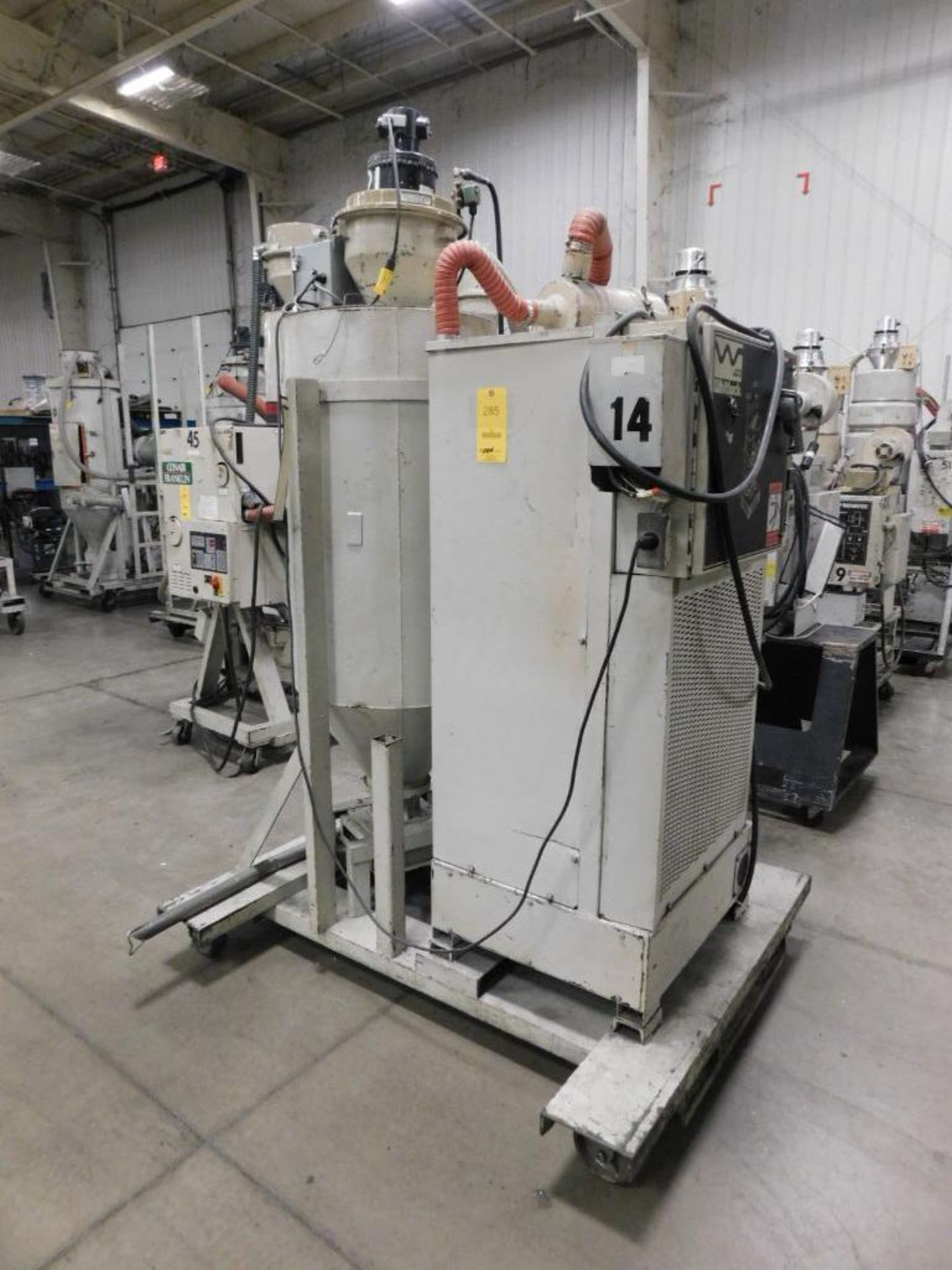 Whitlock Desiccant Material Dryer Unit, 300 Lb.Capacity Top Side Vacuum Loaded Gravity Bottom Discha