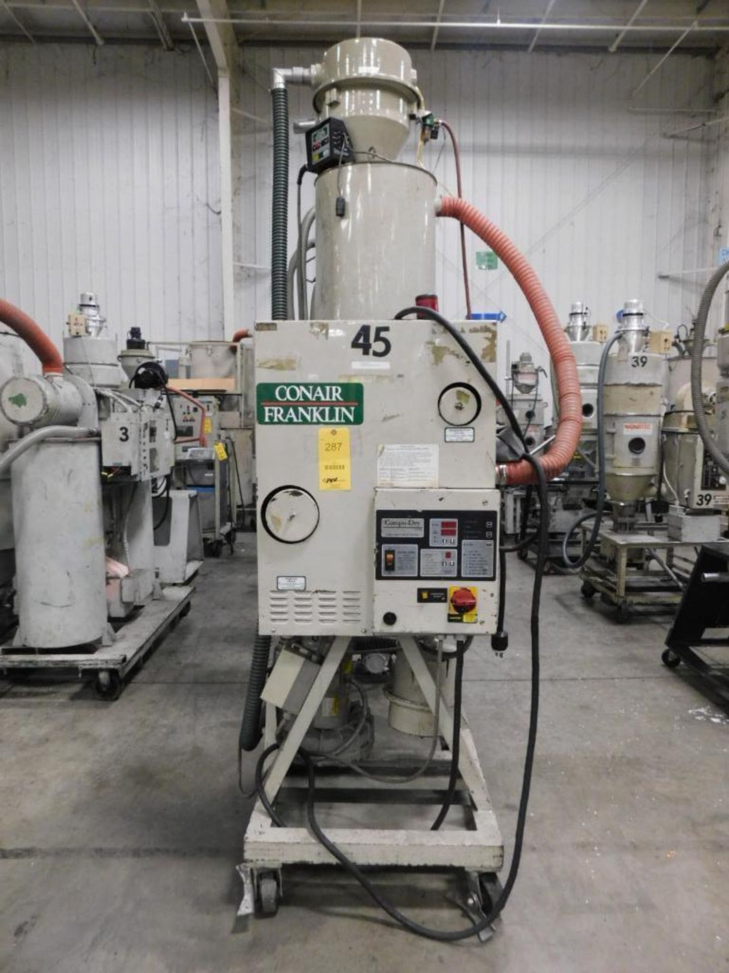 Conair Franklin Desiccant Material Dryer Unit, Approx. 100 Lb. Capacity Top Side Vacuum Loaded Gravi