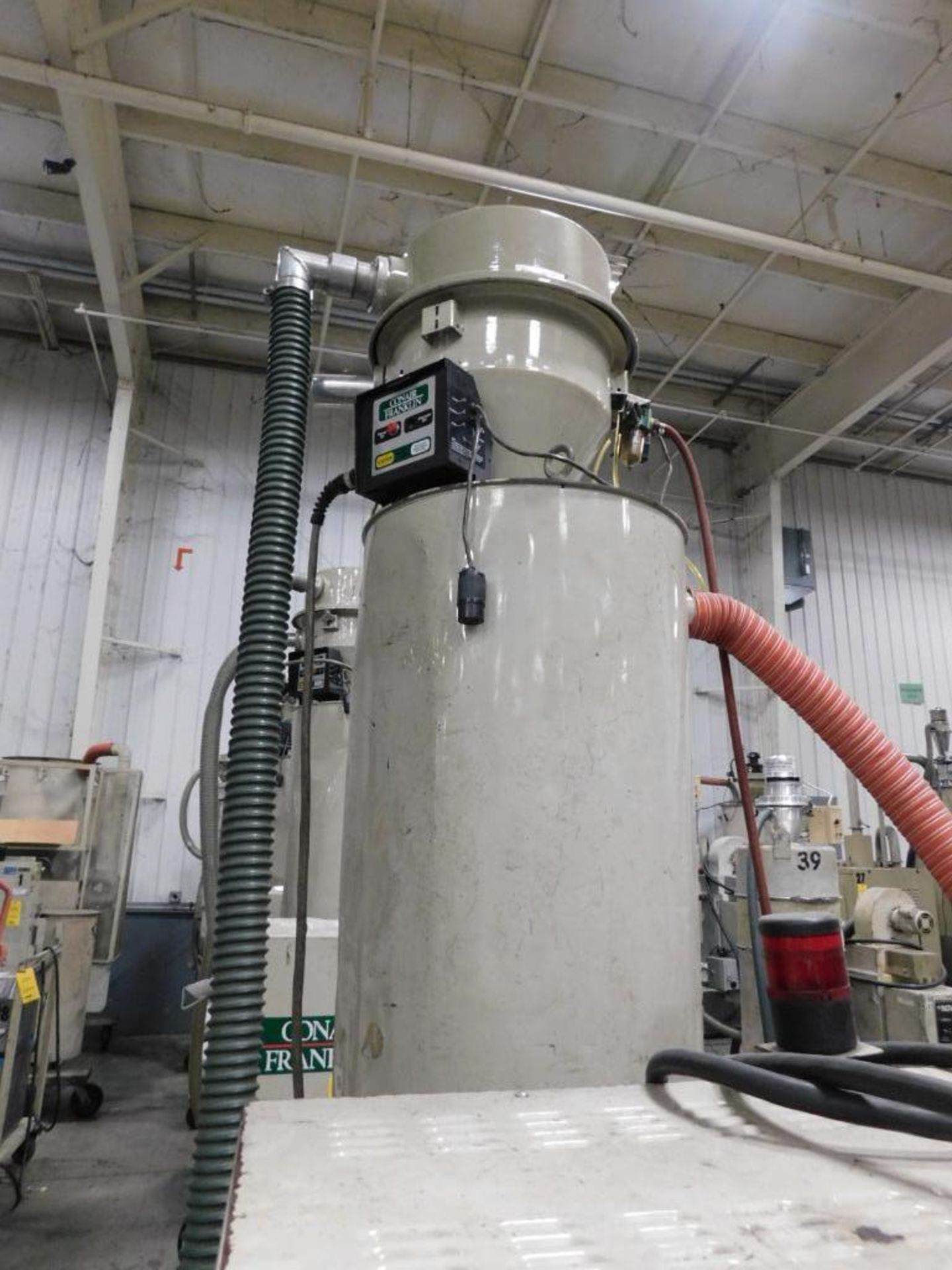 Conair Franklin Desiccant Material Dryer Unit, Approx. 100 Lb. Capacity Top Side Vacuum Loaded Gravi - Image 3 of 7