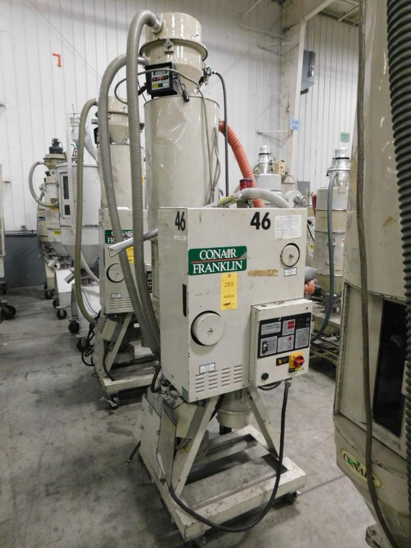 Conair Franklin Desiccant Material Dryer Unit, Approx. 100 Lb. Capacity Top Side Vacuum Loaded Gravi