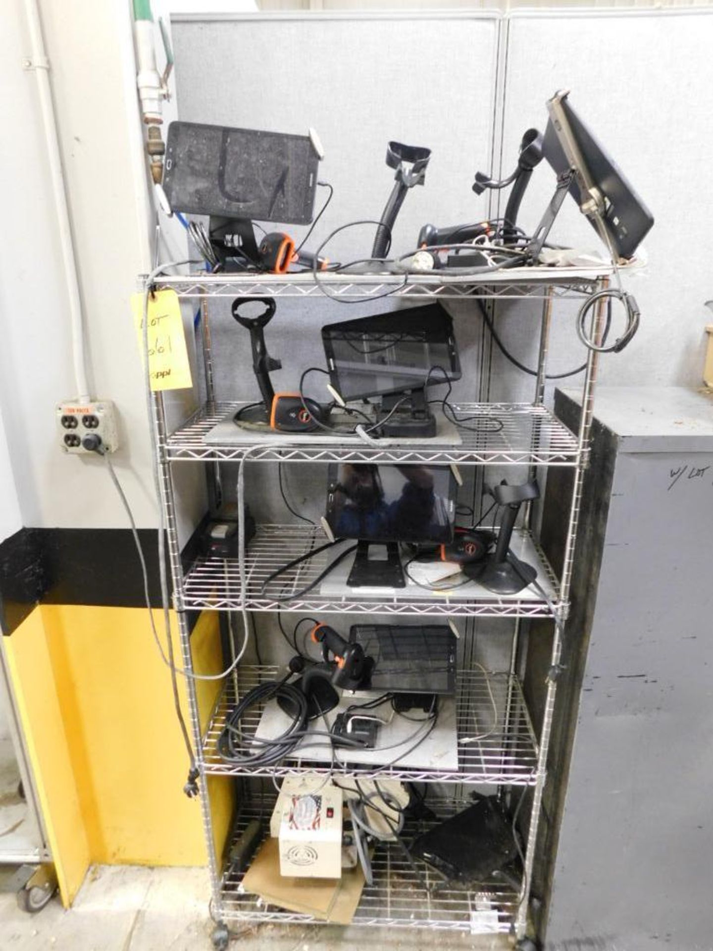 LOT: Rolling Rack w/Scanning Systems, Samsung Tablets, Tera Scanners
