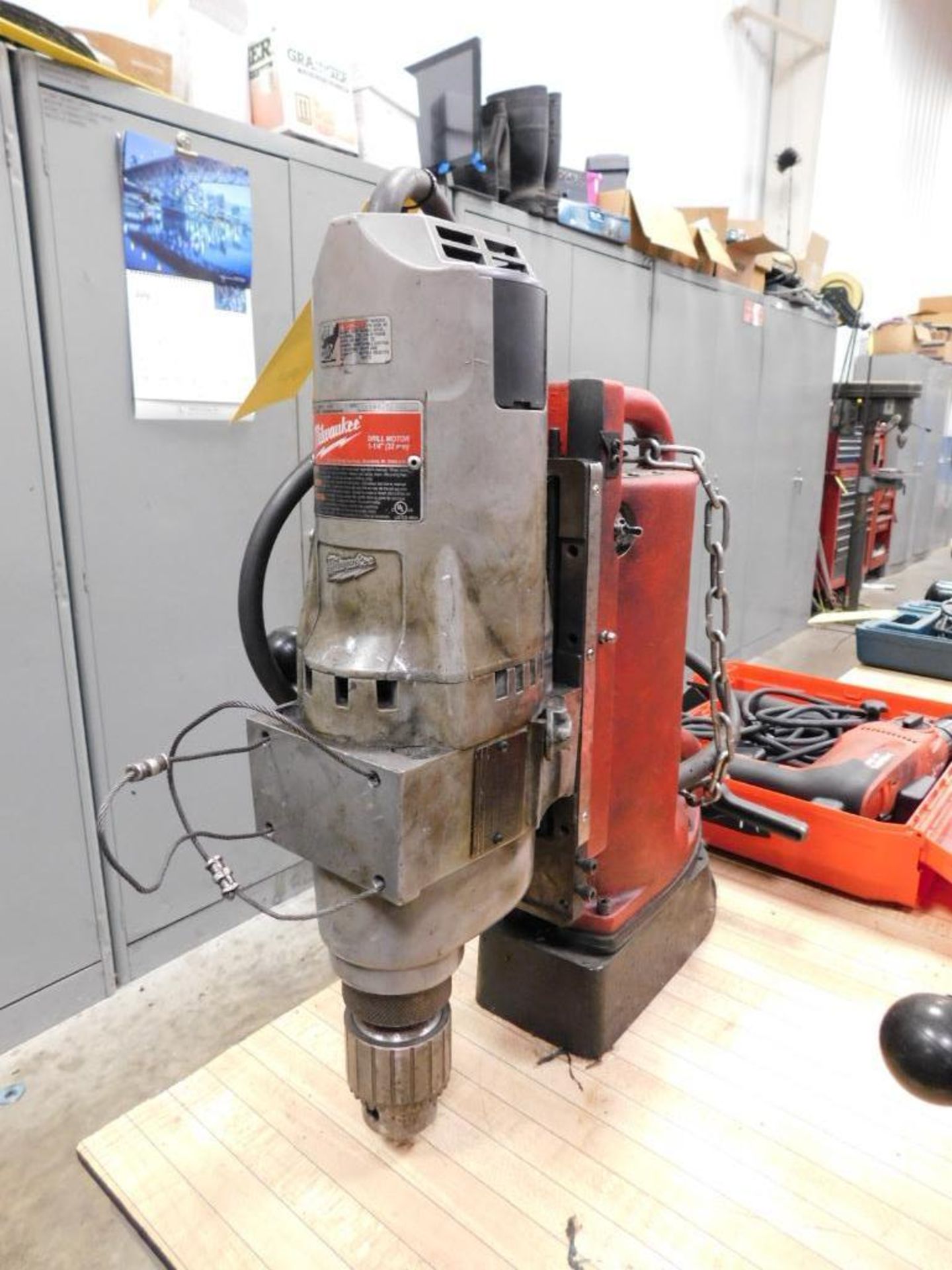 Milwaukee 1-1/4" Electromagnetic Drill Press