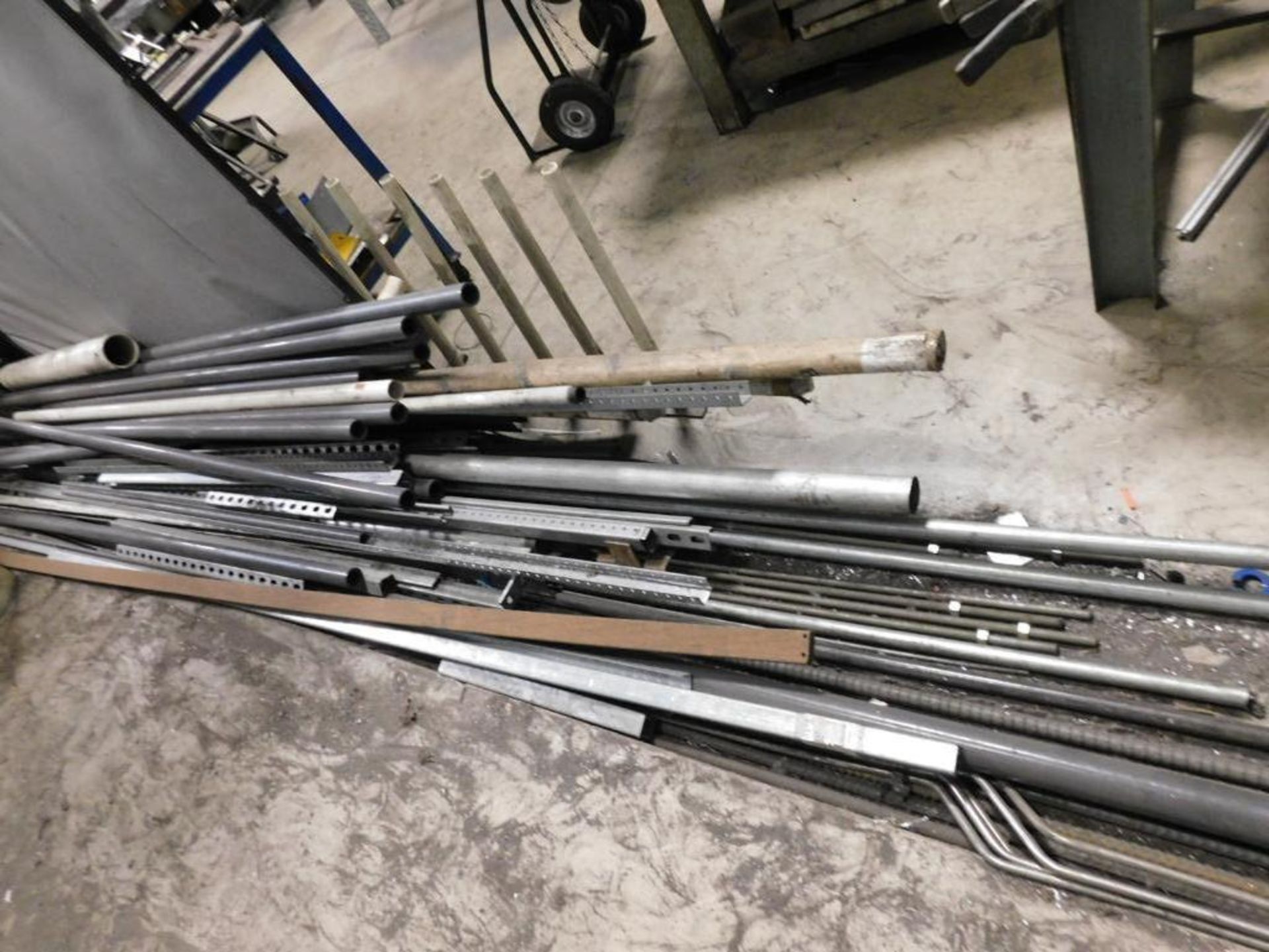 LOT: Large Quantity of Scrap on Material Racks & Carts (LOCATED IN MACHINE SHOP & MAINTENANCE ROOM) - Image 7 of 8