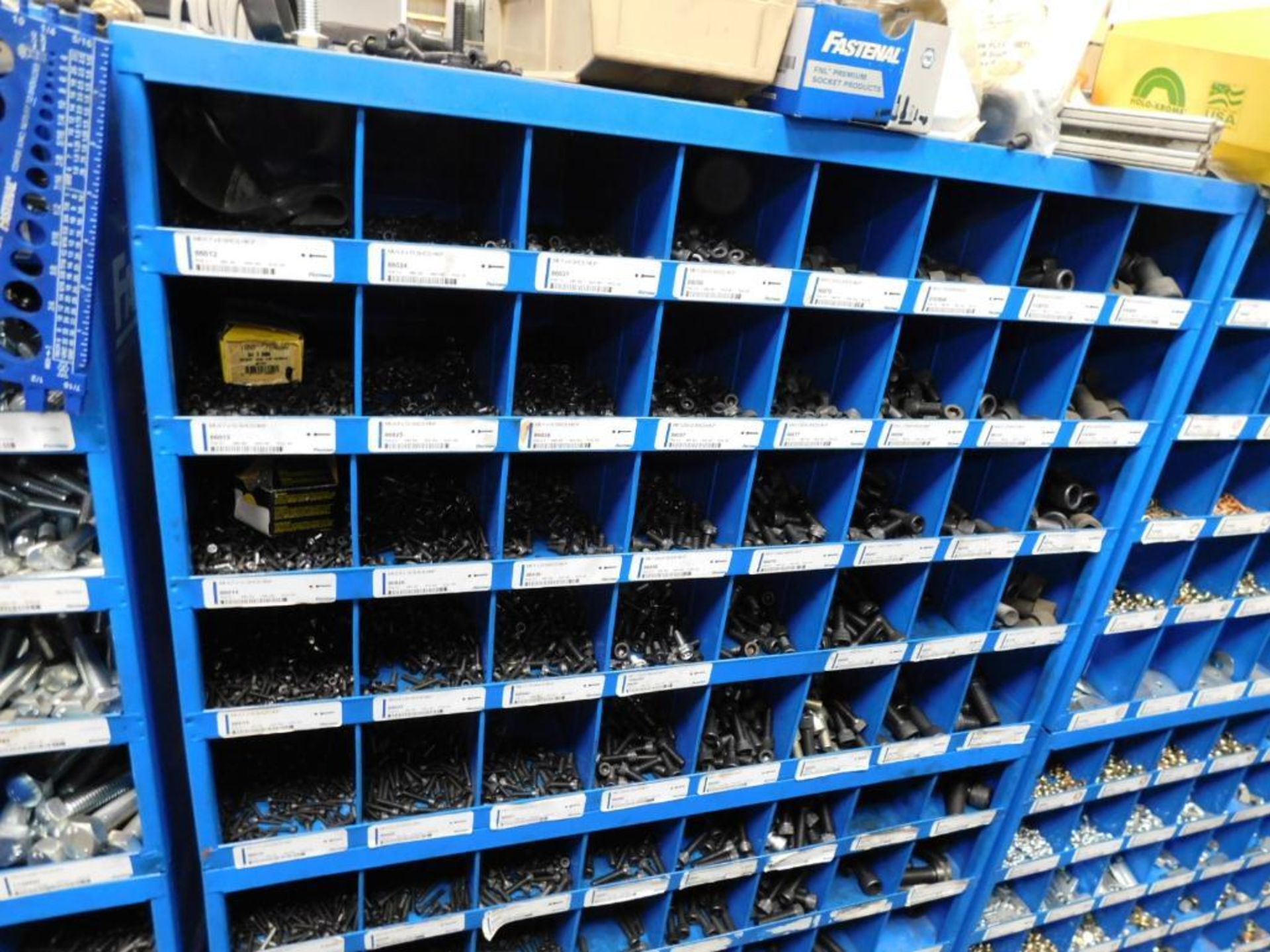 LOT: (5) Sections Fastenal Compartment Organizers w/Contents of Assorted Hardware, Bolts, Nuts, Wash - Image 4 of 11