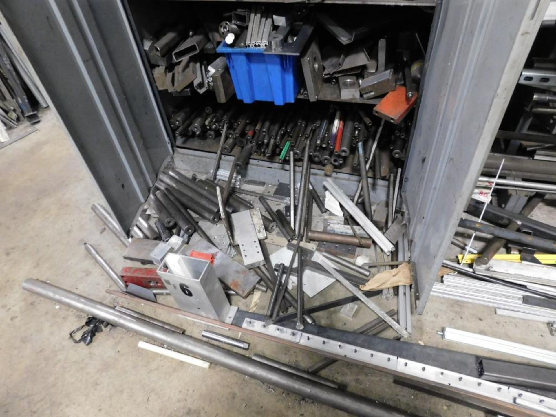 LOT: Large Quantity of Scrap on Material Racks & Carts (LOCATED IN MACHINE SHOP & MAINTENANCE ROOM) - Image 2 of 8