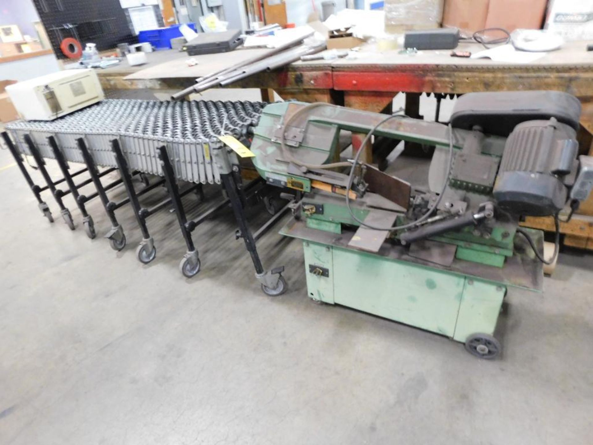 LOT: (2) Flexible Conveyors, Repairable Band Saw (LOCATION: 1350 SANDERS AVE. SW, MASSILLON, OH)