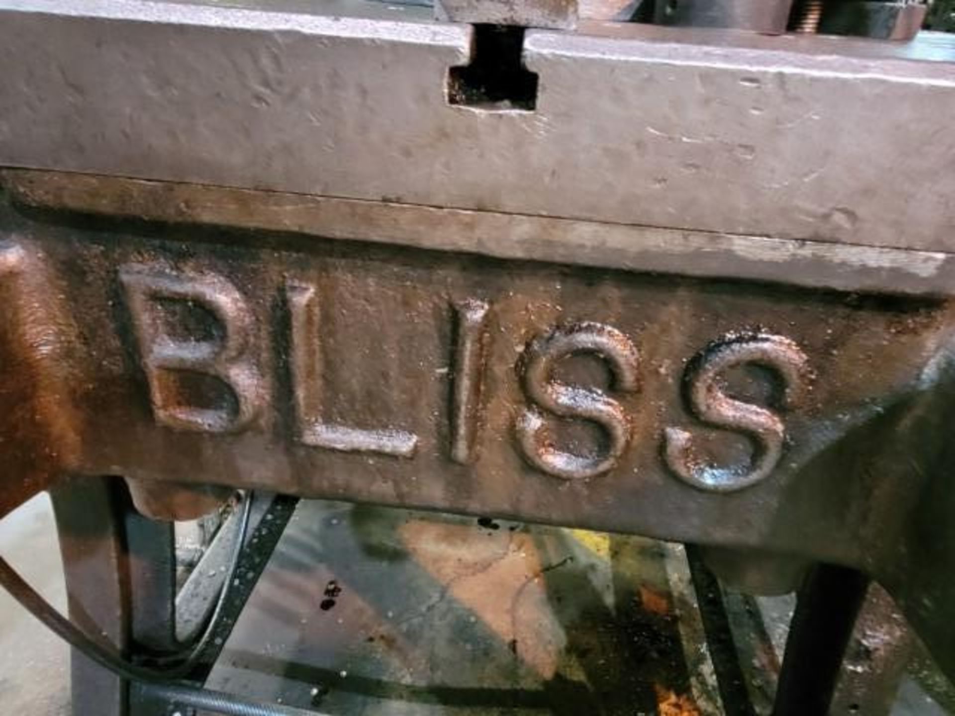 Bliss Model 21S 42 Ton OBI Flywheel Press, Bed Size: 30" x 20", Stroke: 5, Approx Machine Size: 56" - Image 5 of 5