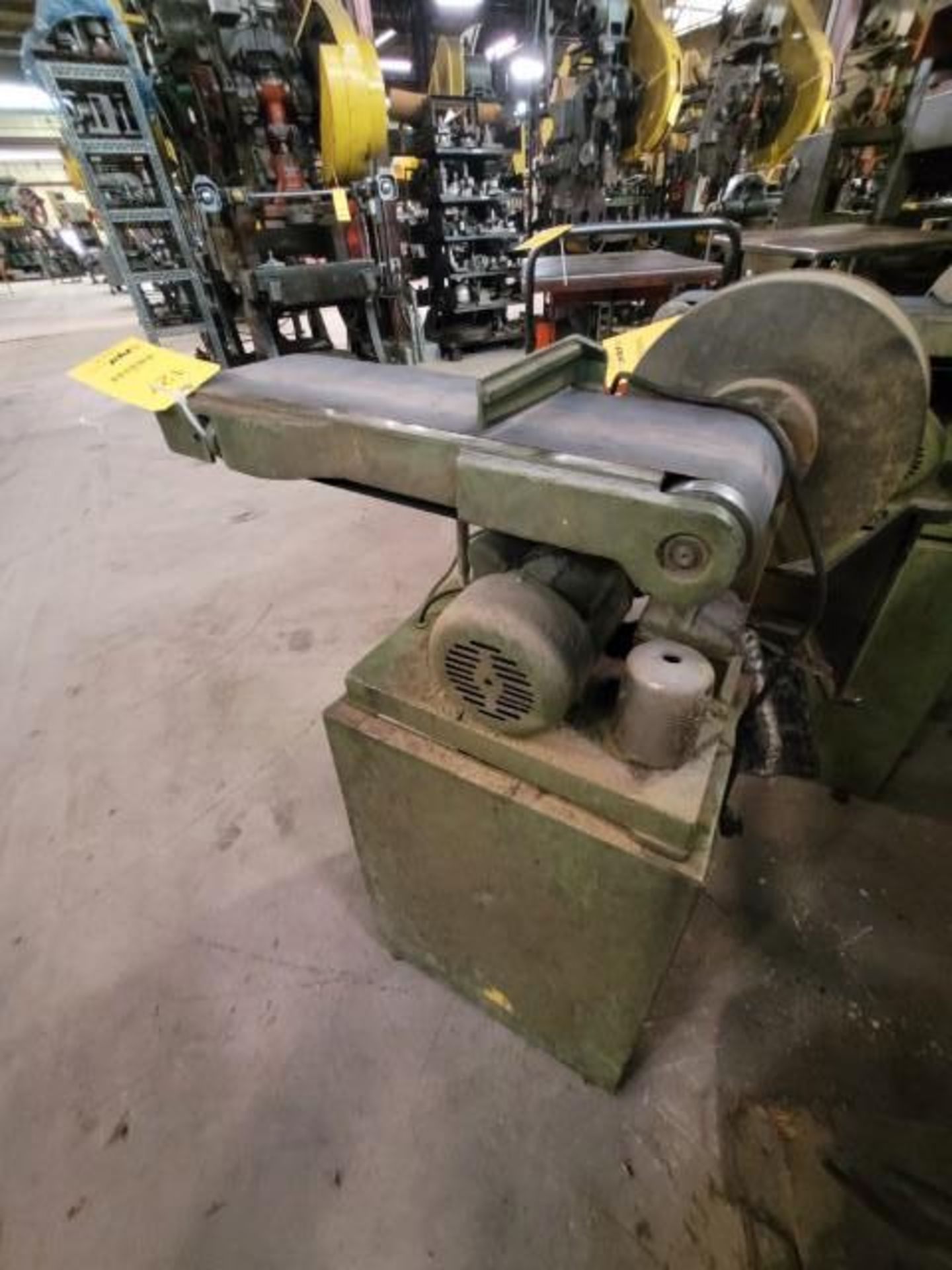 Belt & Disk Sander, Approx Machine Size: 30" x 19" x 35" - Image 2 of 3