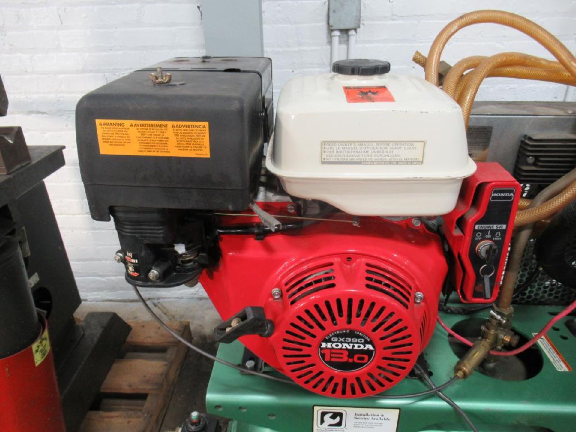 Speed Aire 4LW/13H30 13 HP Gasoline Air Compressor, 30 Gallon Horizantal TankS, /N L615200000016 - Image 5 of 6