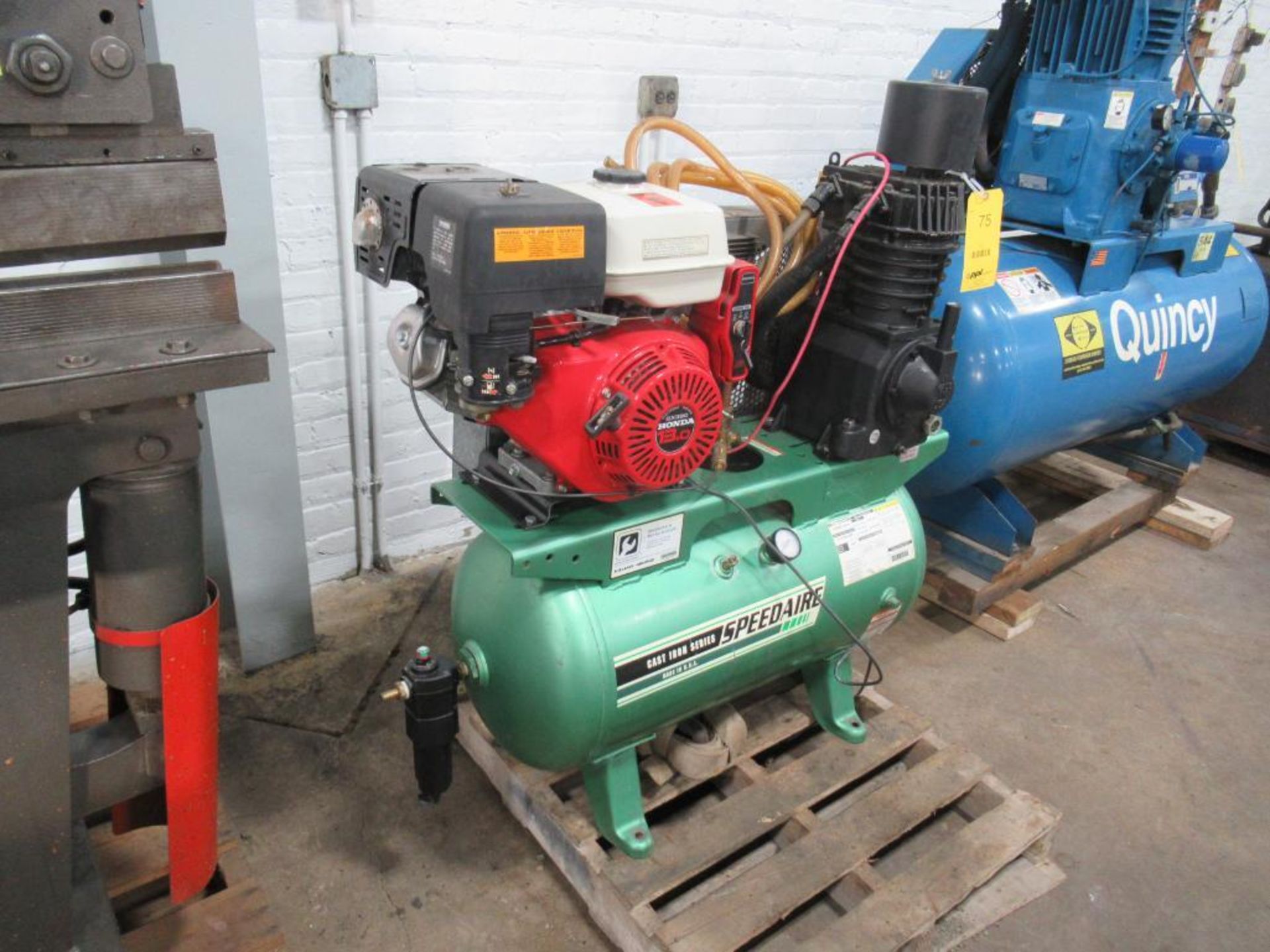 Speed Aire 4LW/13H30 13 HP Gasoline Air Compressor, 30 Gallon Horizantal TankS, /N L615200000016 - Image 2 of 6
