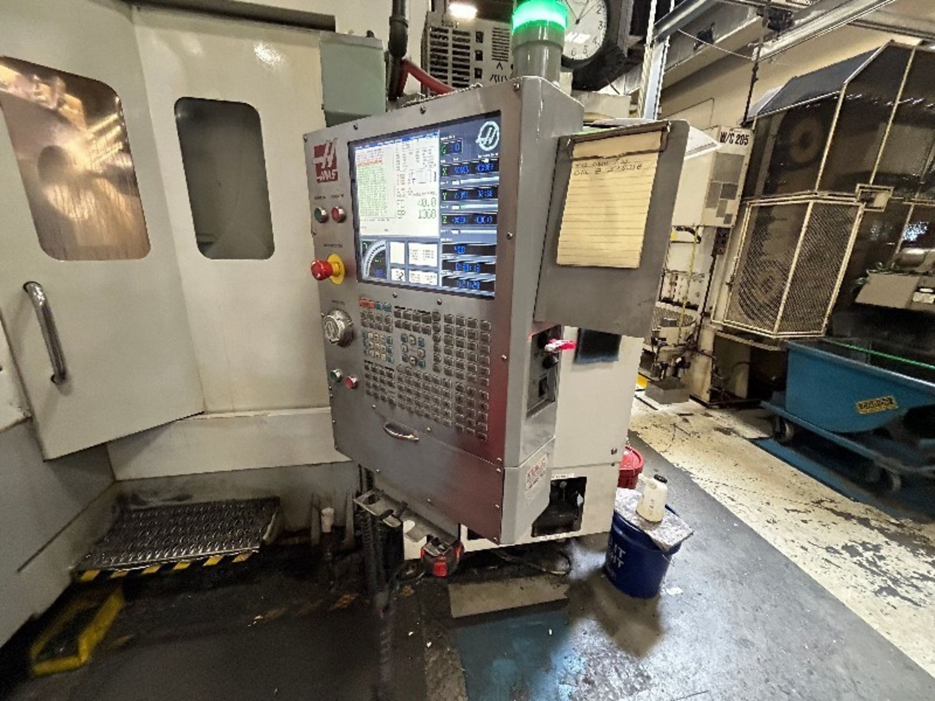 HAAS EC-1600 CNC 4-AXIS HORIZONTAL MACHINING CETER W/4TH AXIS ROTARY TABLE - Image 2 of 19
