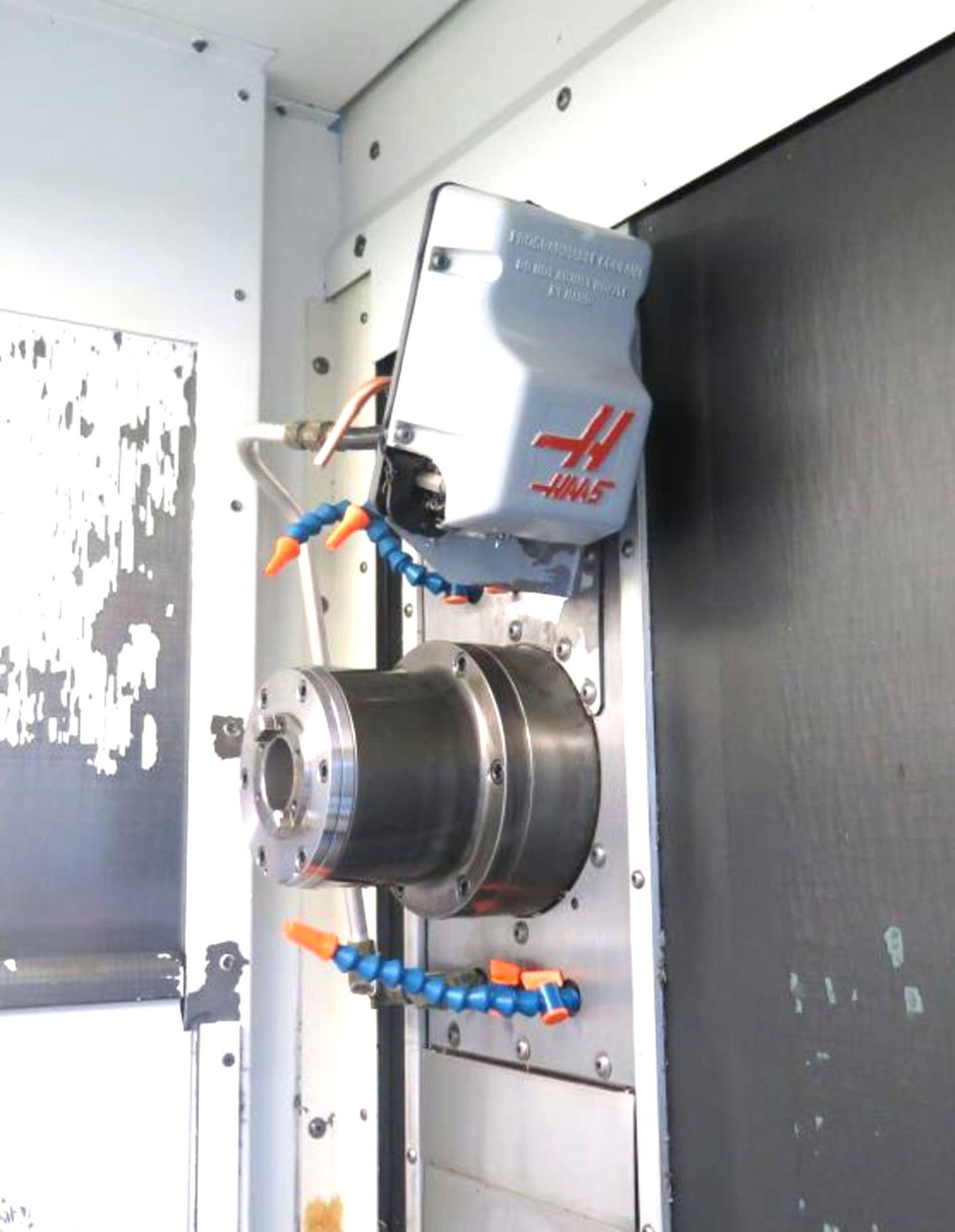 HAAS EC-400 4-AXIS PRECISION HORIZONTAL MACHINING CENTER W/16" PALLETS - Image 4 of 14