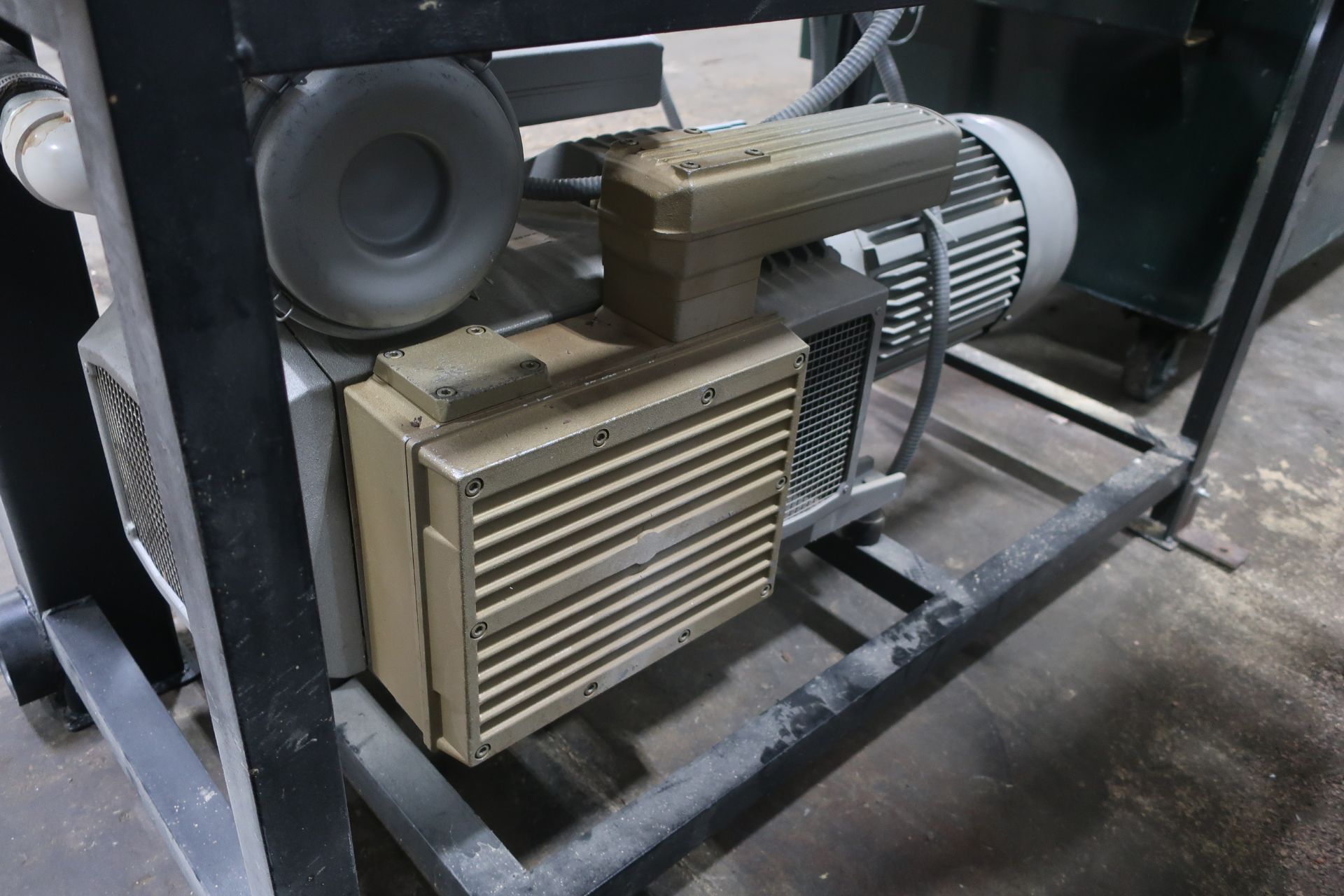 (2) Becker 10hp vacuum pumps - Image 5 of 9