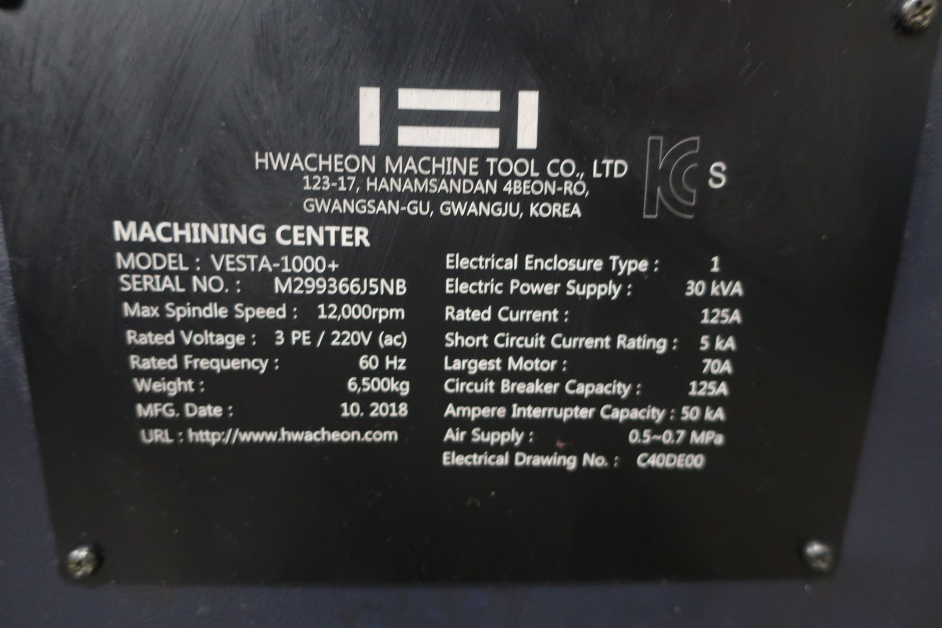 Hwacheon Vesta 1000+ CNC 3-Axis Vertical Machining Center, S/N M299366J5NB, New 2018, - Image 5 of 15