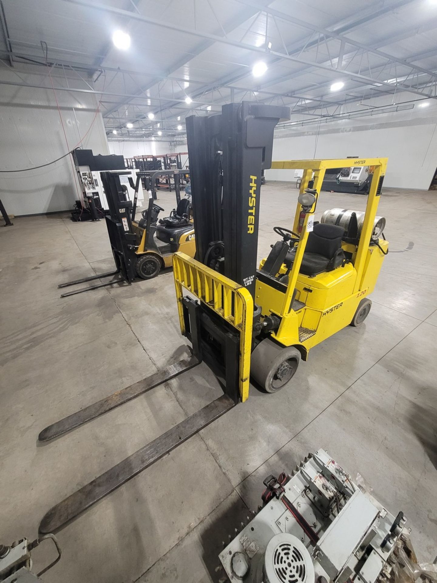 Hyster S120XMS 12,000 Lb. Capacity LP Fork Lift - Image 2 of 11