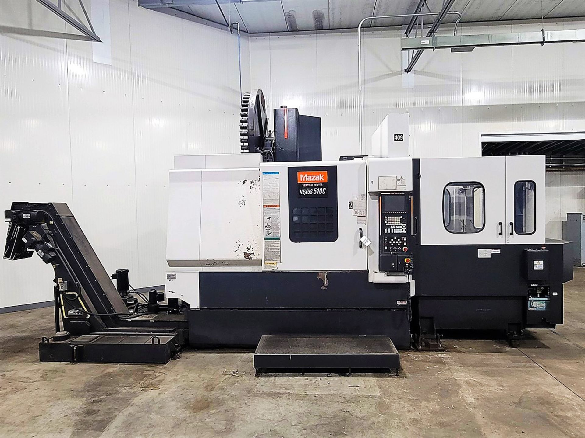 Mazak VCN-510C 2APC CNC Vertical Machining Center - Image 2 of 17