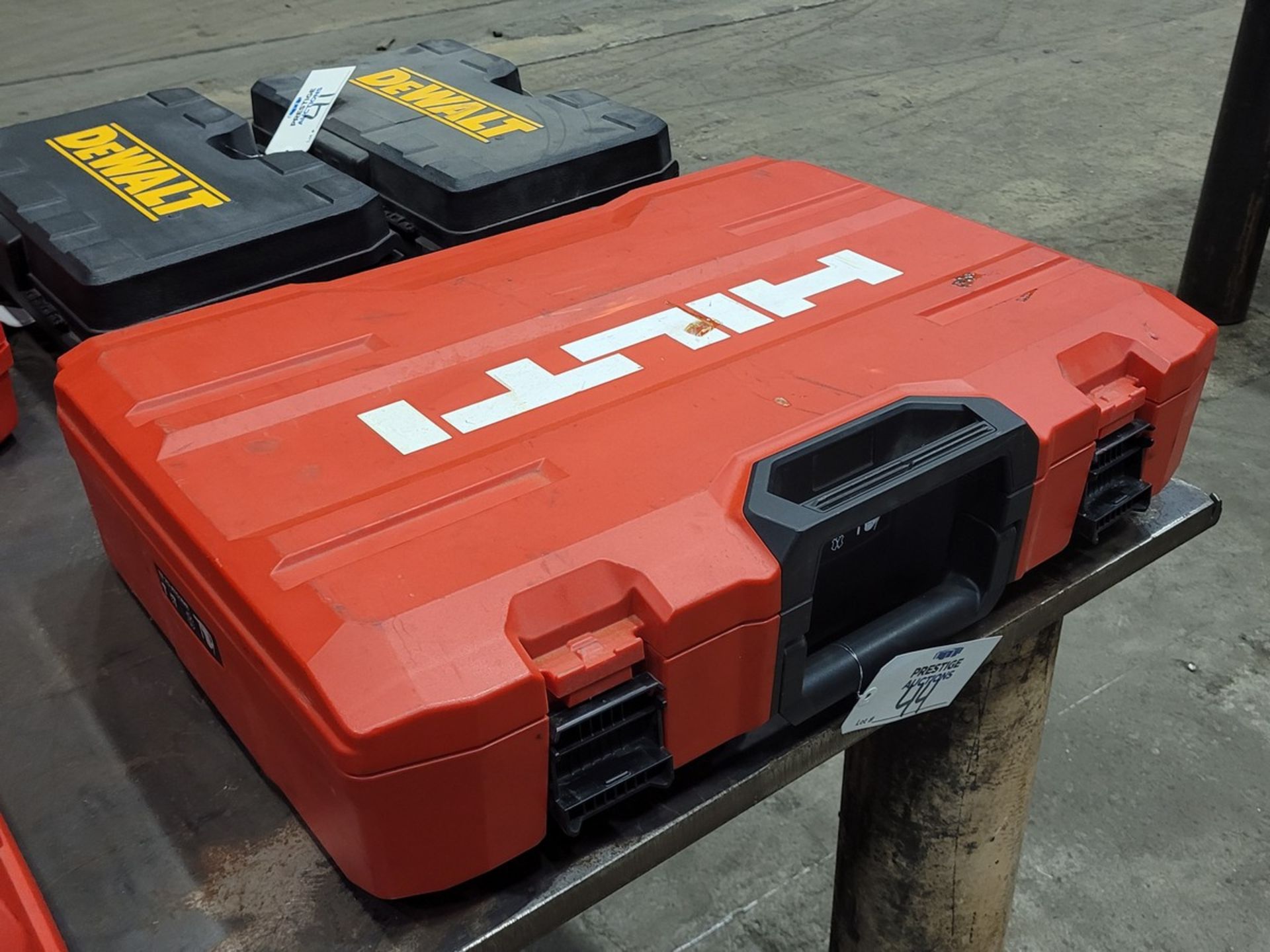 Hilti TE 70-ATC/AVR Electric Rotary Hammer Drill