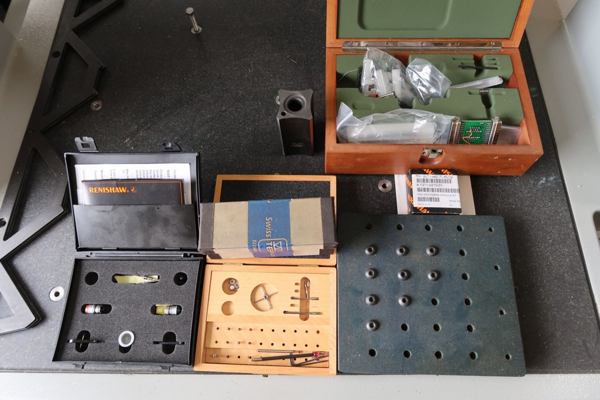 Brown & Sharpe One 7.10.7 Coordinate Measuring Machine - Image 5 of 9