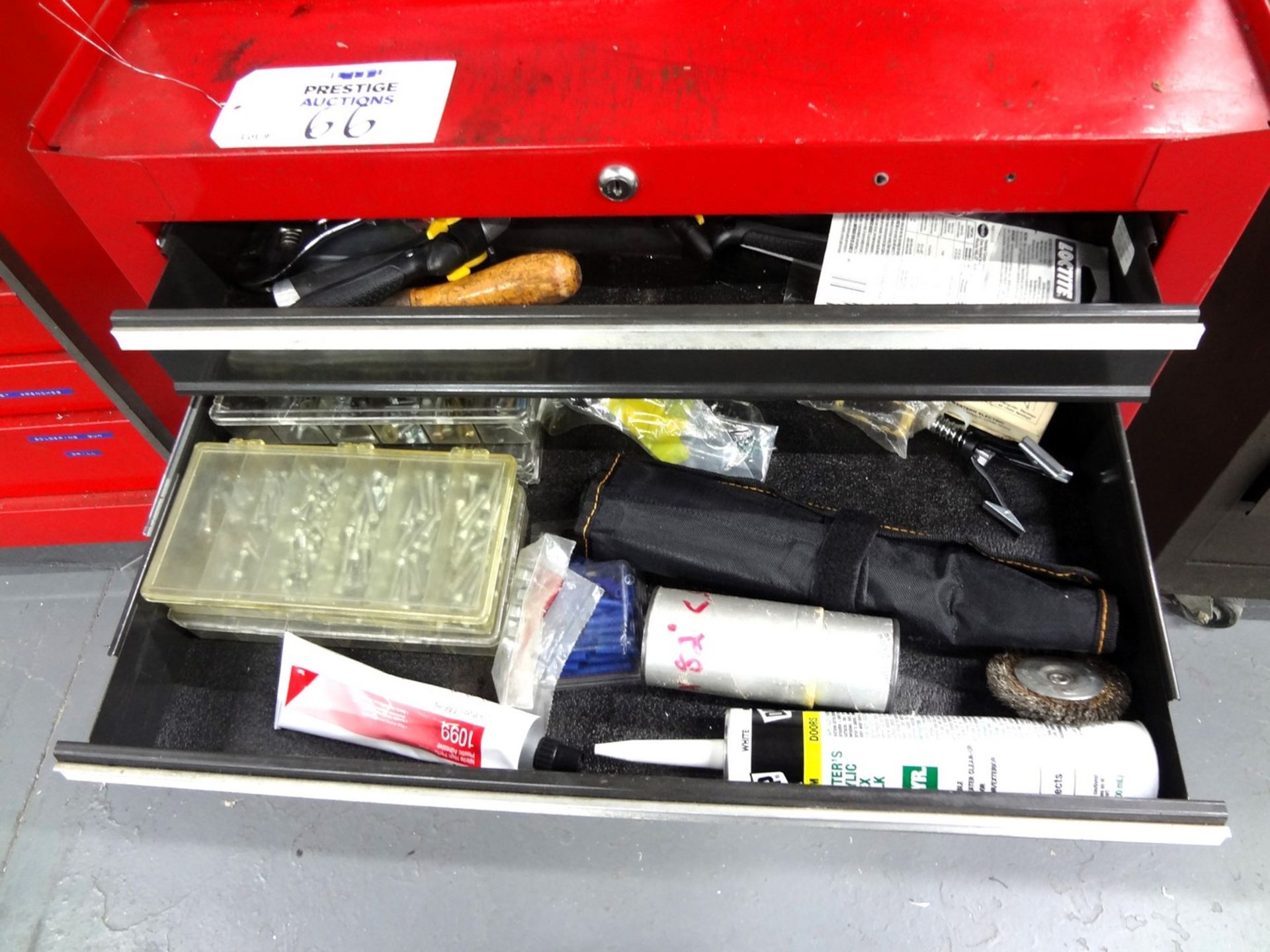 Craftsman Rolling Tool Cabinet with Contents - Image 5 of 7