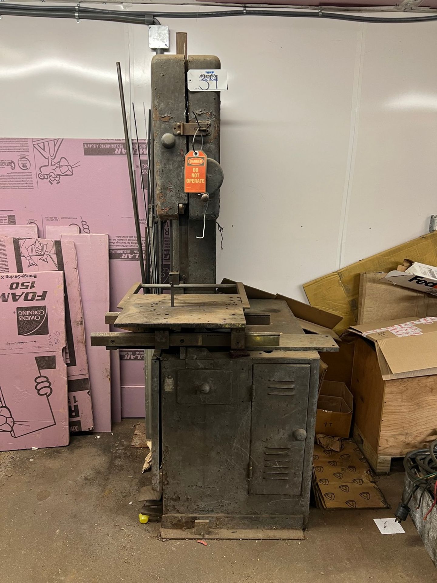 Grob Brothers W15 Vertical Band Saw