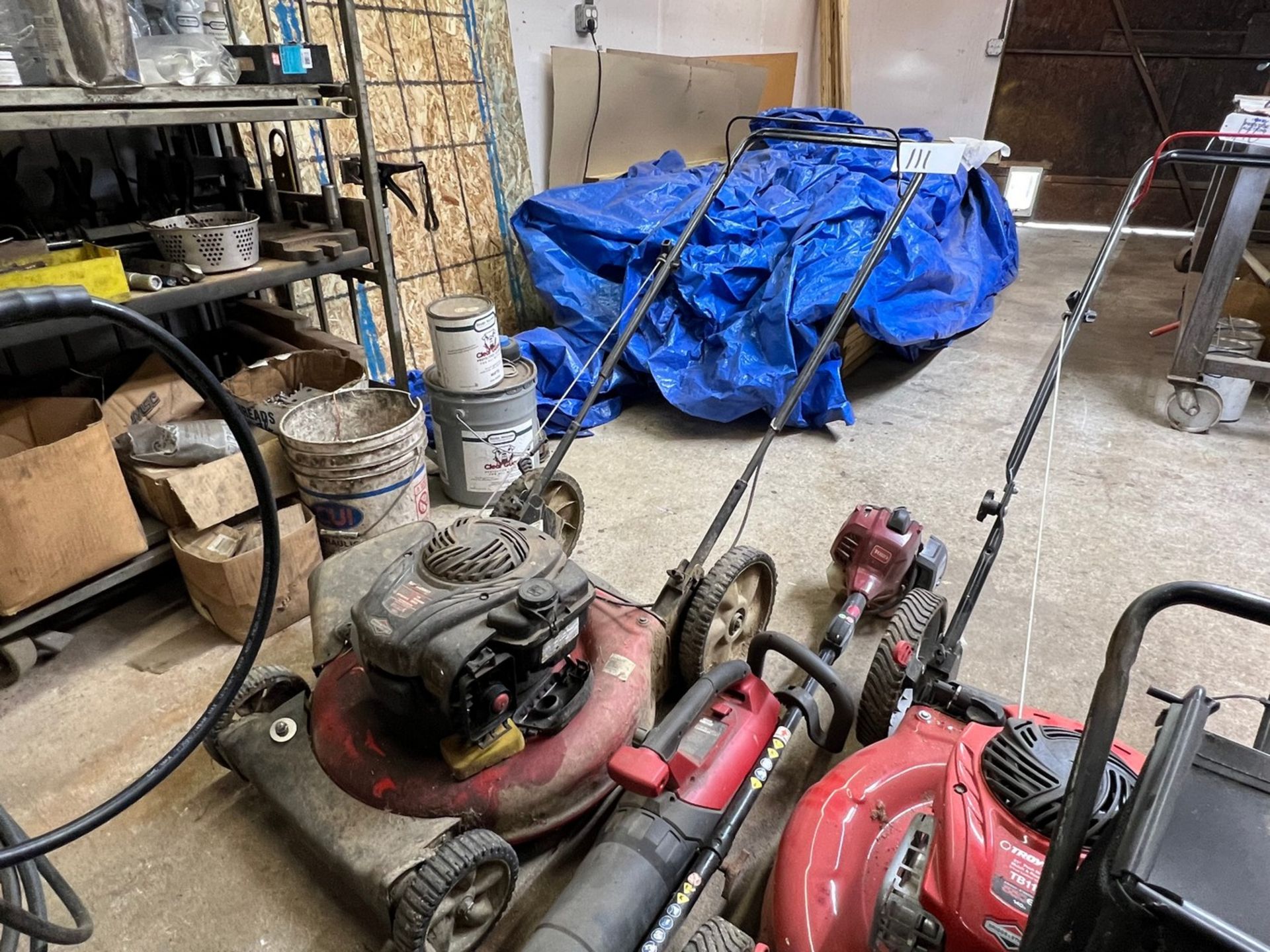(1) Lot of Assorted Lawn Mowers - Image 2 of 5