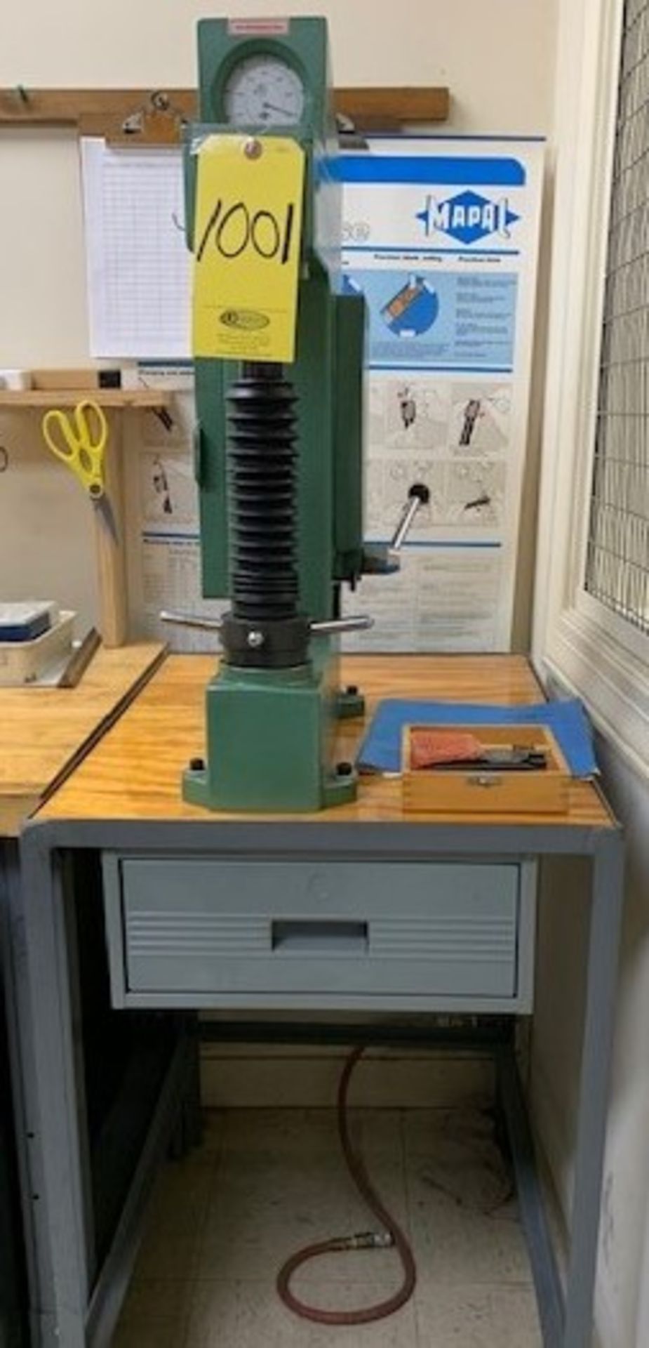 SAROJ MODEL 5 HARDNESS TESTER