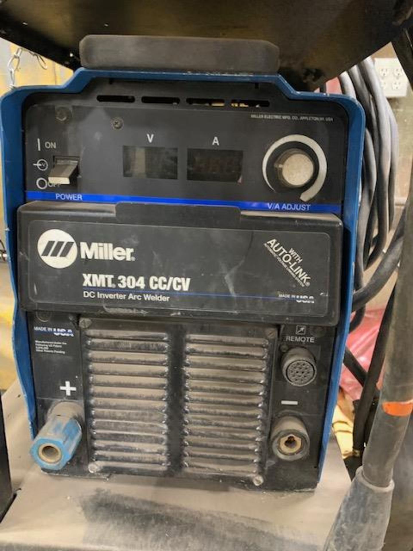 2002 MILLER XMT304 CC/CV MULTIPROCESS CC INVERTER ARC WELDER, S/N LC002864, STOCK 903471-01-1... - Image 2 of 5