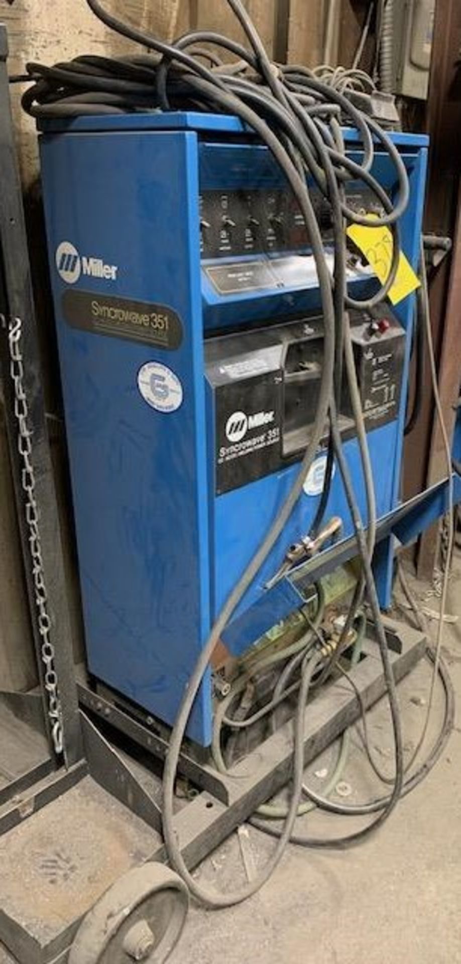 MILLER SYNCROWAVE 351 TIG WELDER, S/N KH518533, CART, TORCH, STOCK NO. 903219, SELF-CONTAINED... - Image 4 of 4